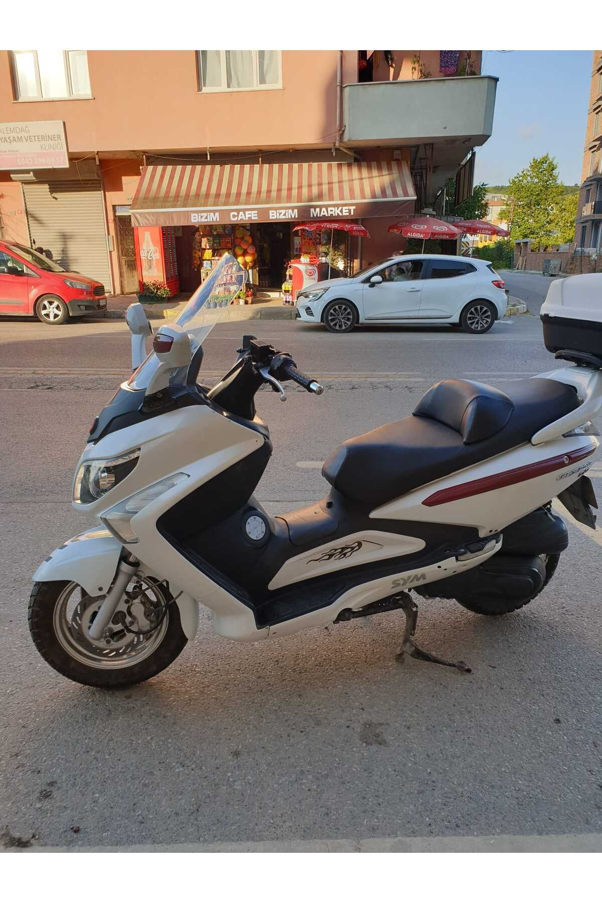 SYM Gts Evo 250 Siperlik Ön Cam 2006 2015 Model 63cm Şeffaf Renkli 4mm 10cm daha Uzun