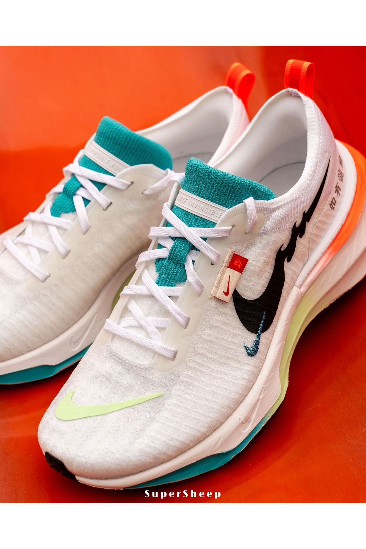 Nike-Zoomx Invincible 3 -'Dragon of the Year' Model 2