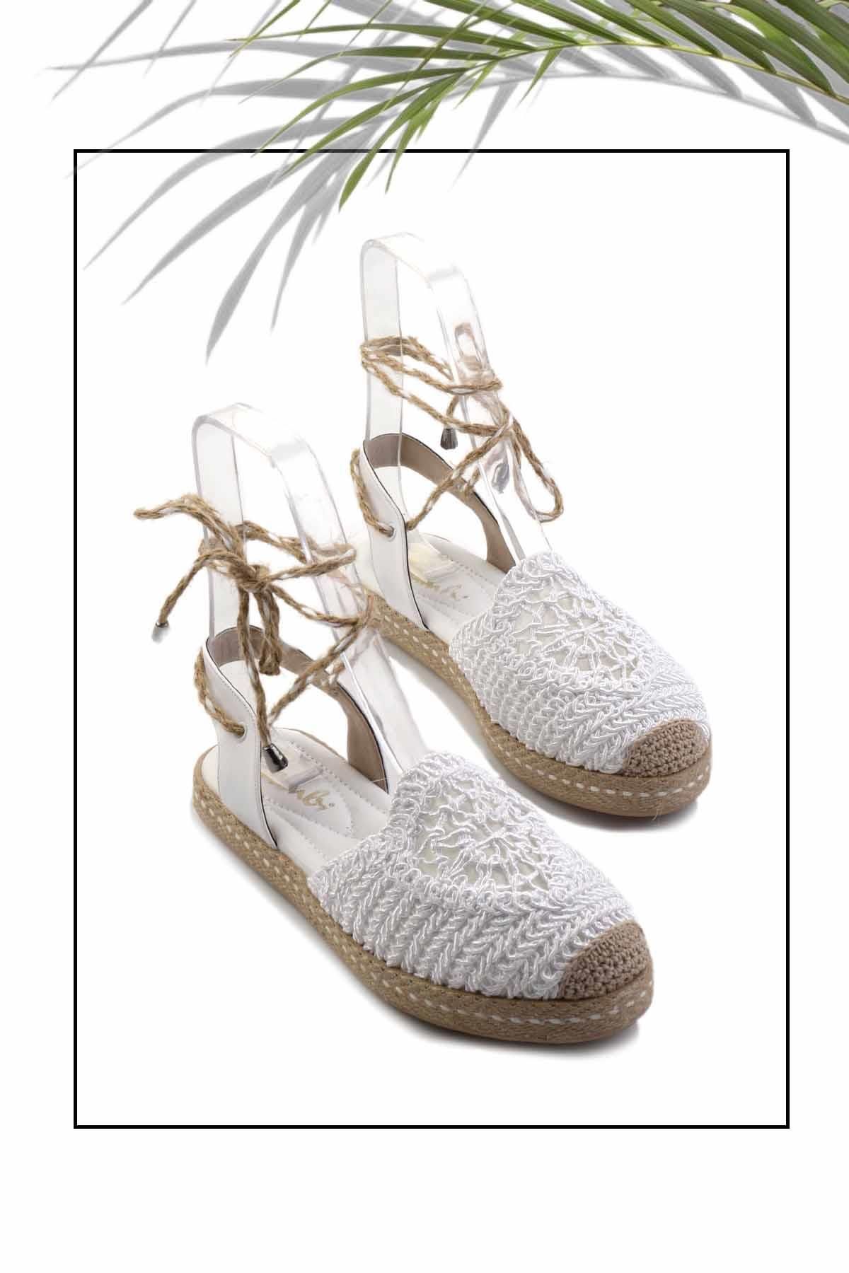 Bambi-Weiße gestrickte Damen-Espadrille K 01117011116 2