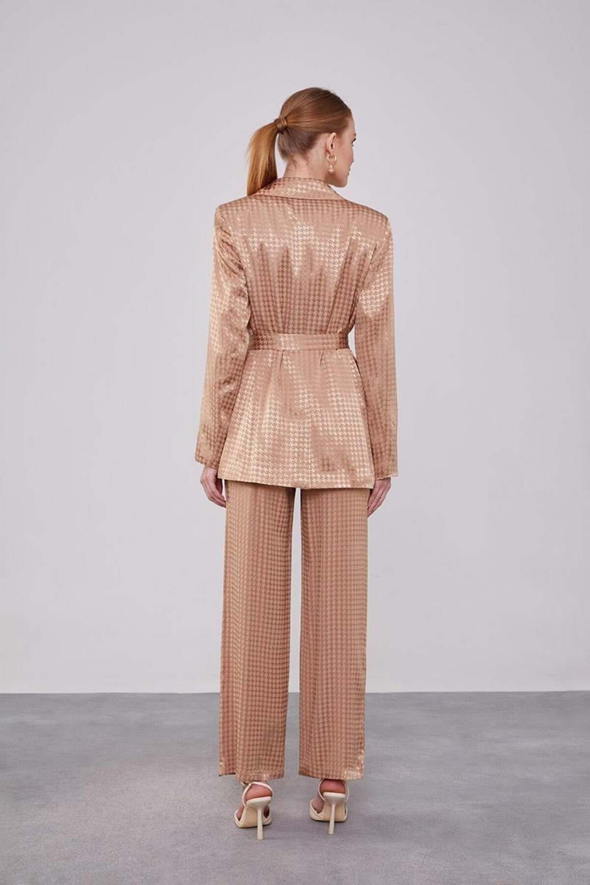 Levidor-Camel Houndstooth Patterned Set - Jacket and Top 7