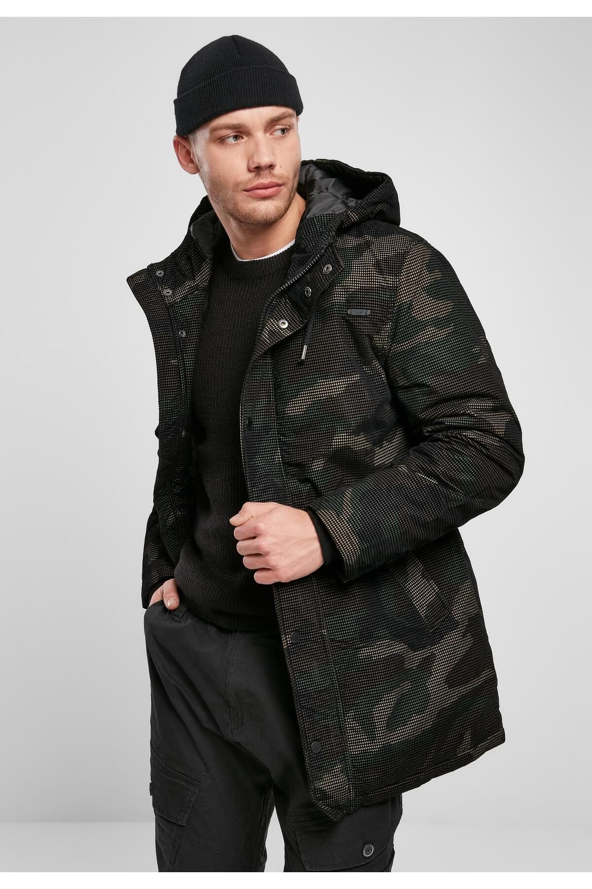 complete the look image