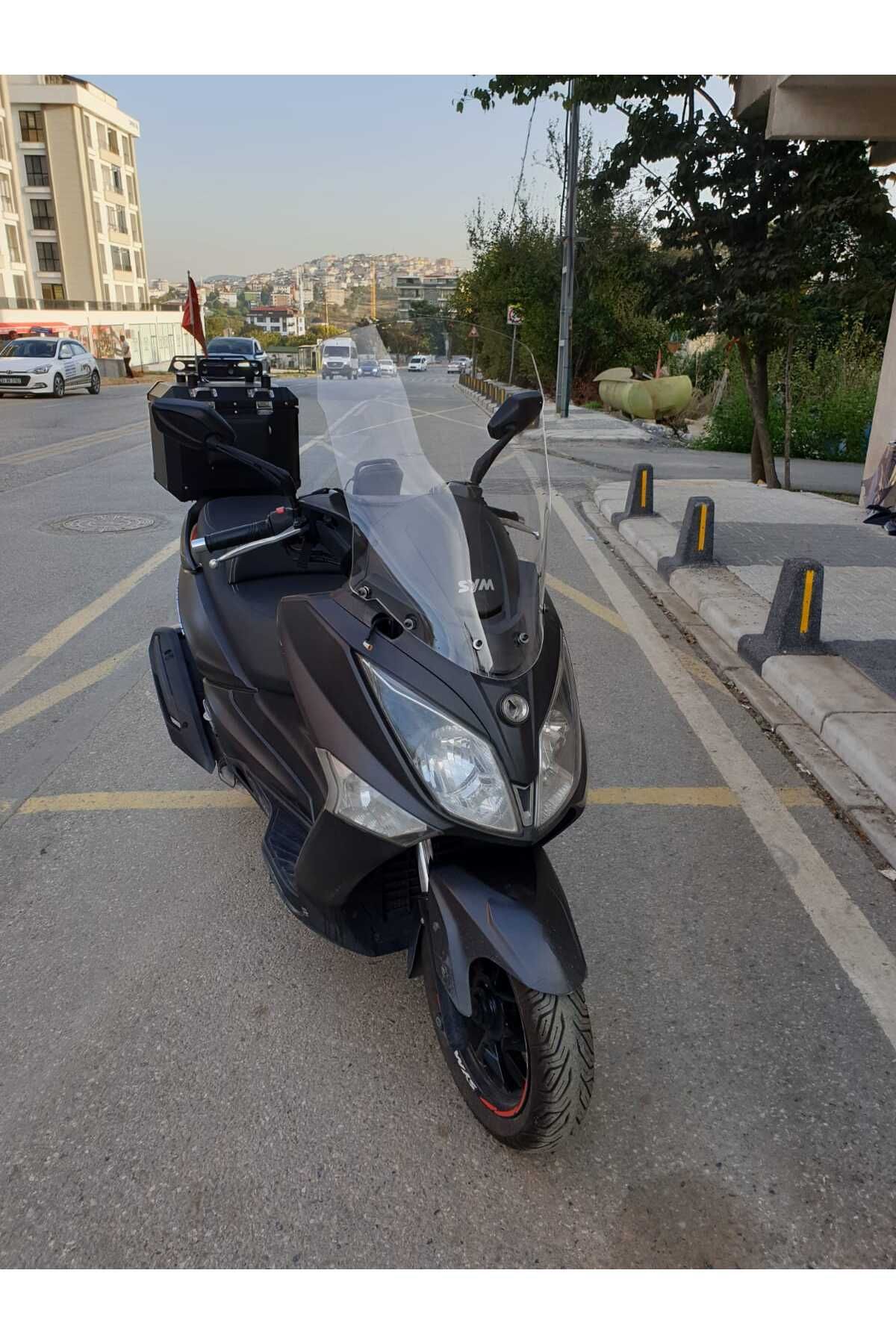 SYM Joymax 250 İ Siperlik Ön Cam 2013 2016 Model 65cm Şeffaf Renkli 4mm ORTA BOYLU CAM