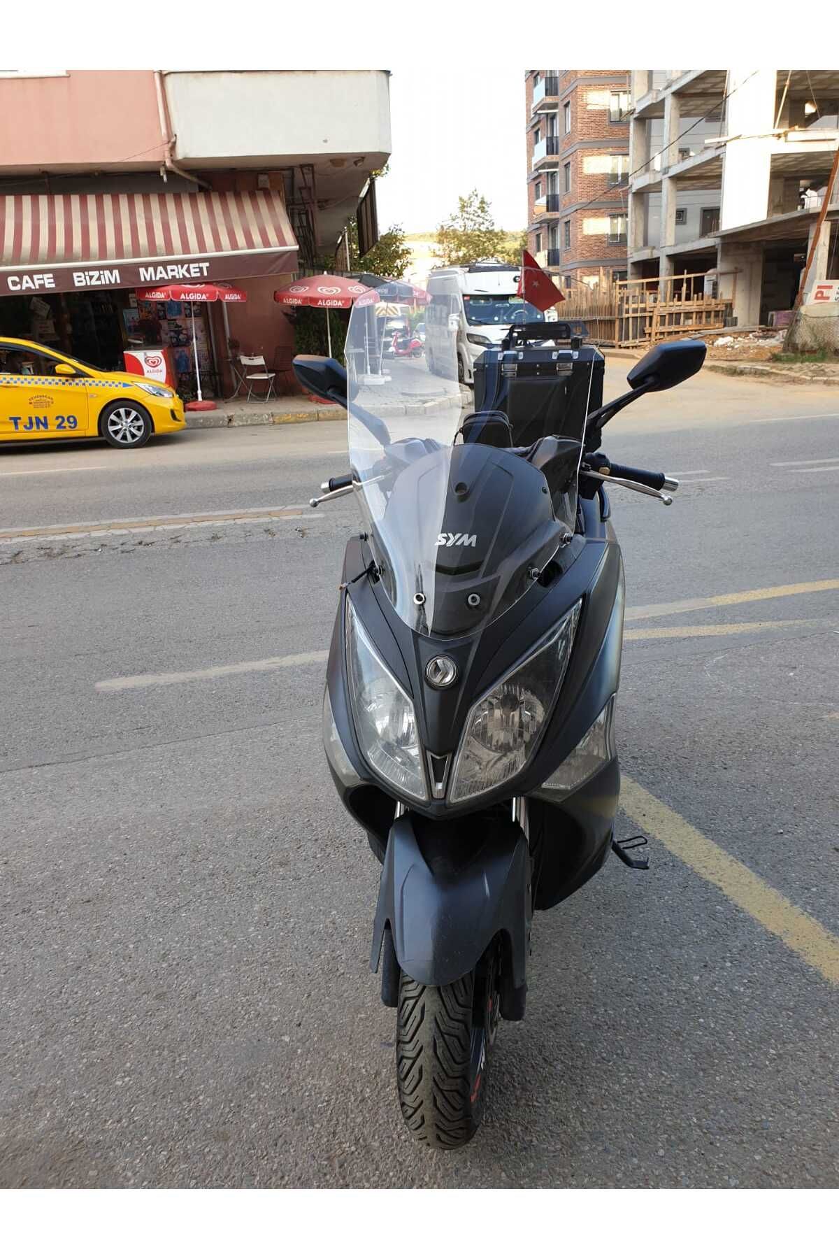 SYM Joymax 250 İ Siperlik Ön Cam 2013 2016 Model 65cm Şeffaf Renkli 4mm ORTA BOYLU CAM