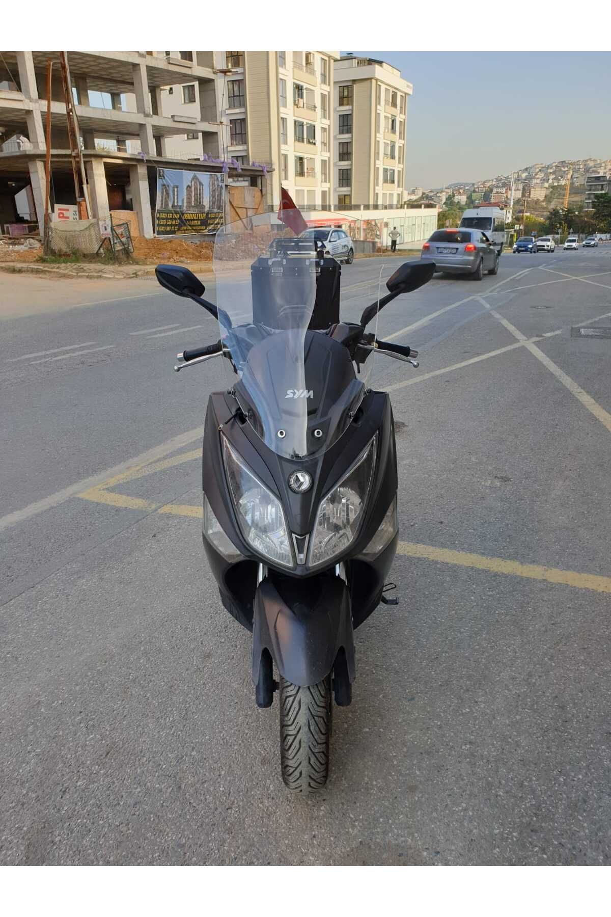 SYM Joymax 250 İ Siperlik Ön Cam 2013 2016 Model 65cm Şeffaf Renkli 4mm ORTA BOYLU CAM