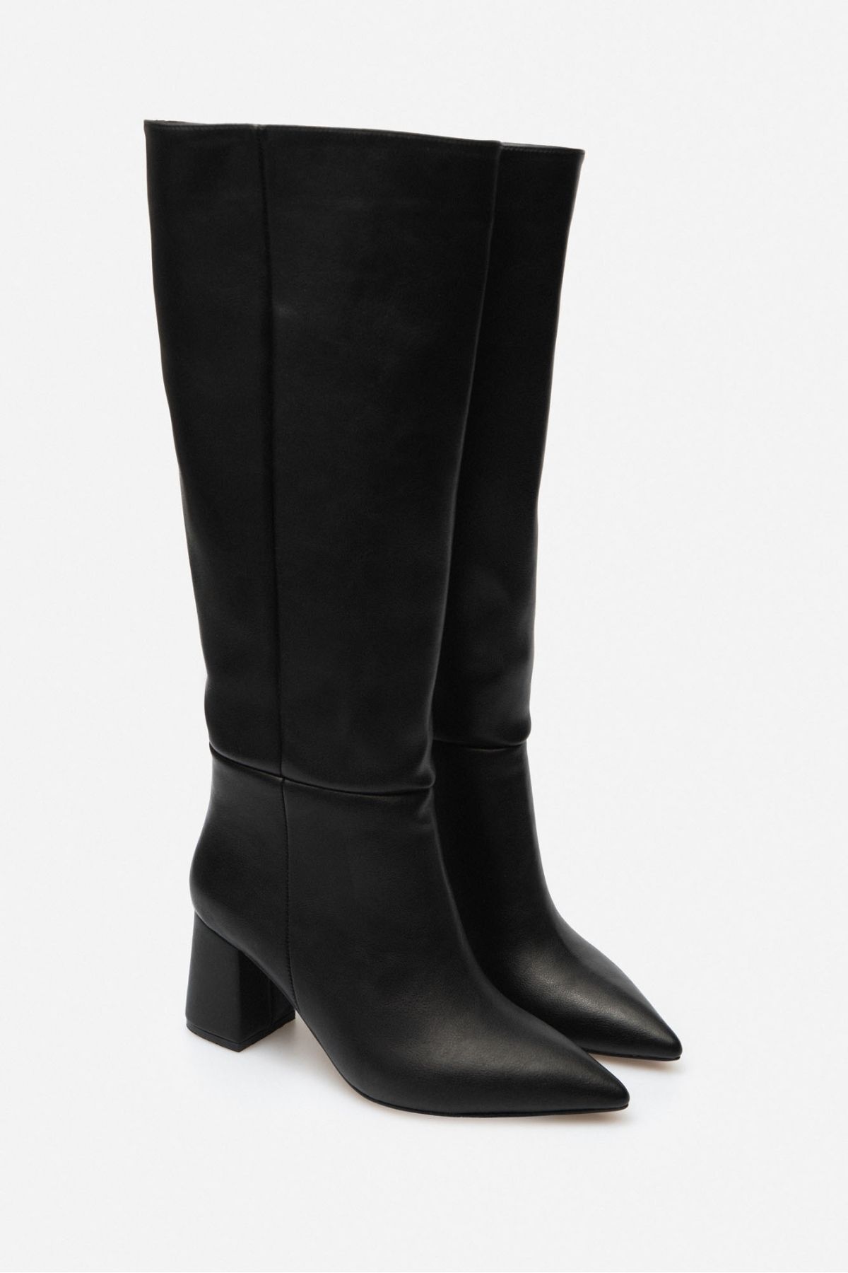 NİŞANTAŞI SHOES-Schwarze Briar-Stiefel mit spitzem Zehenbereich für Damen in Schwarz 3