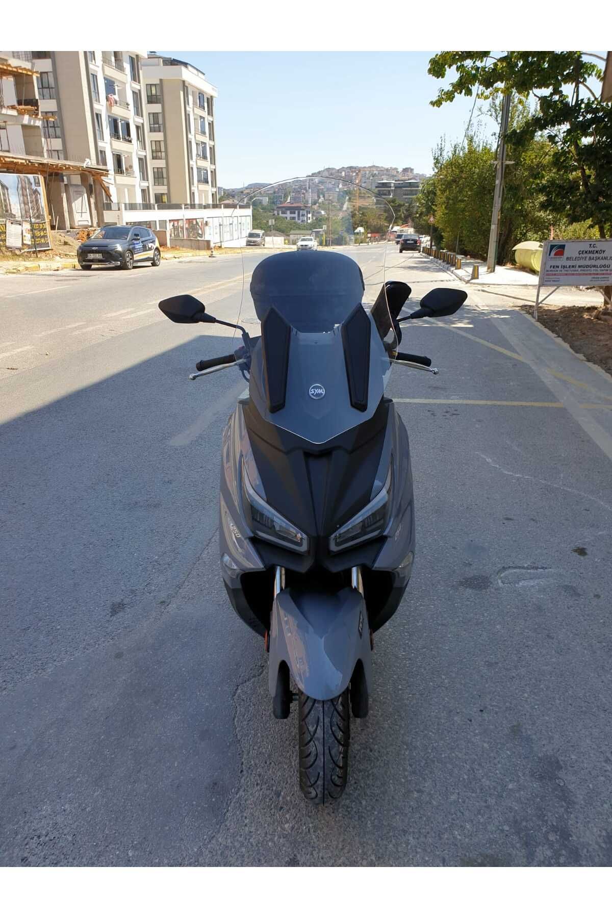 SYM Joymax Z Plus Siperlik Ön Cam 2023-2025 Model 70cm Şeffaf Renkli 4mm