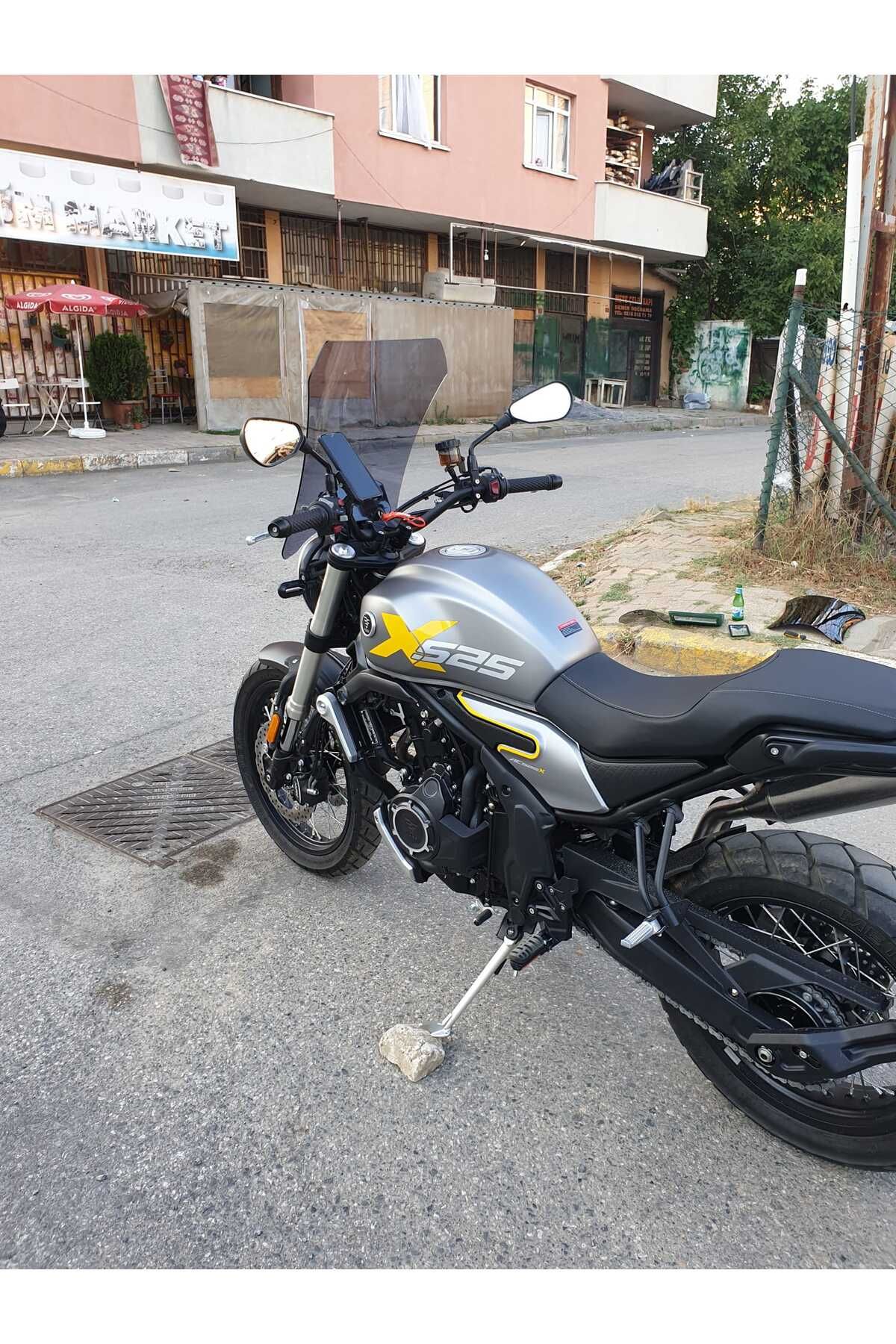Voge ACX 525 Siperlik Ön Cam 2023-2025 Model 58cm Füme Renkli 4mm