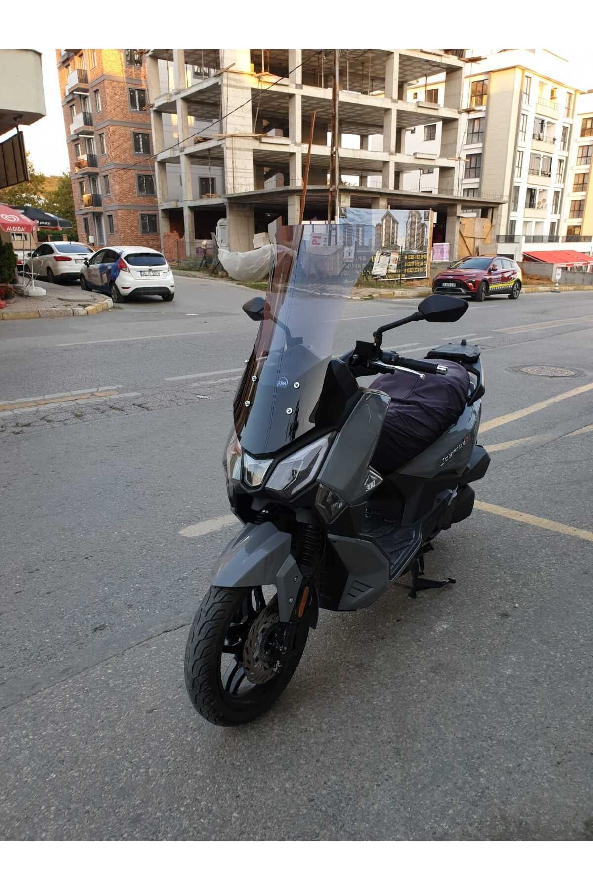 SYM Joyride 300 Siperlik Ön Cam 2023-2025 Model 75cm Füme Renkli 4mm UZUN CAM