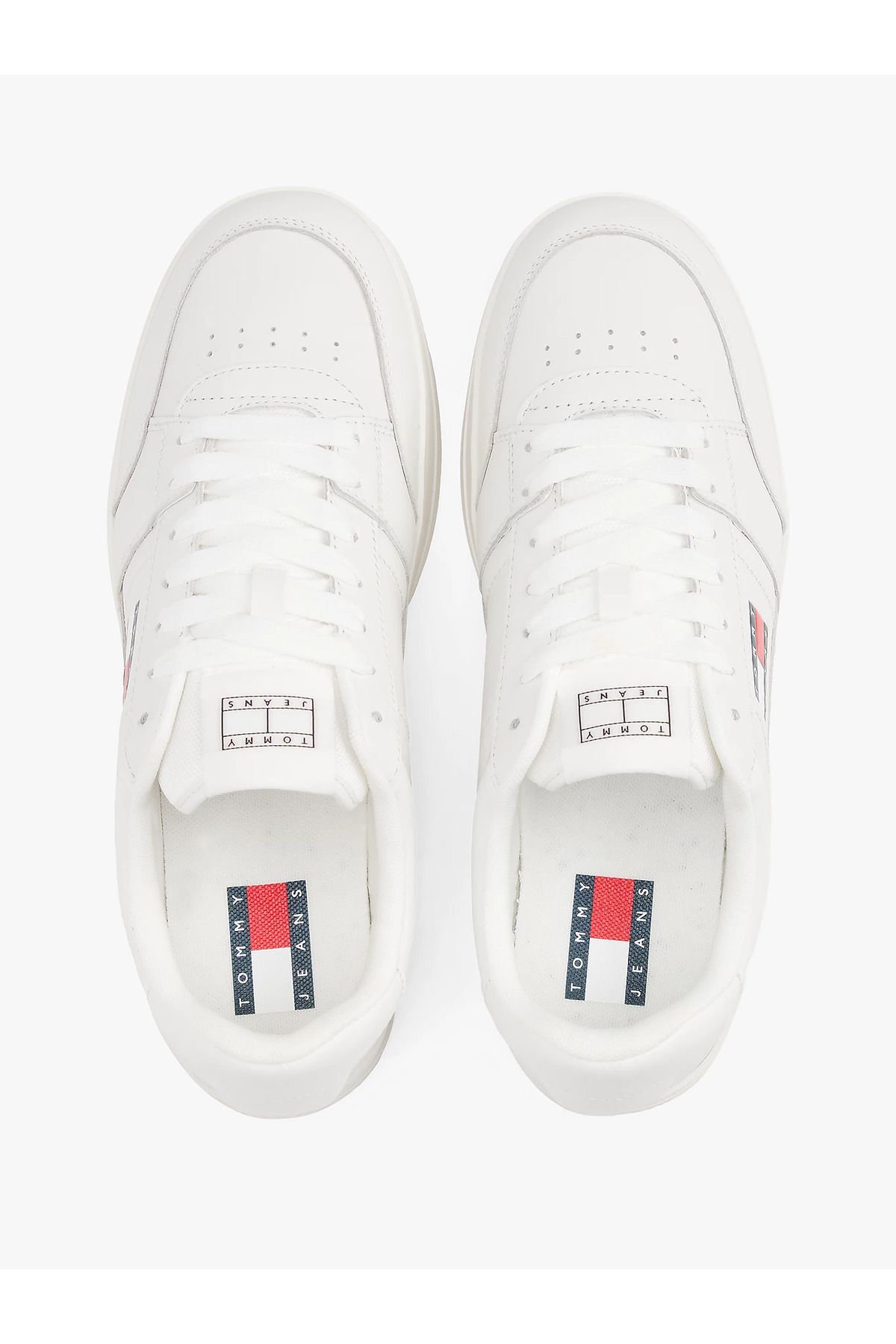 Tommy Hilfiger-Men's Comfortable Flat Sole Breathable Top Surface Leather White Sneakers Em0Em01574-Ybl 4