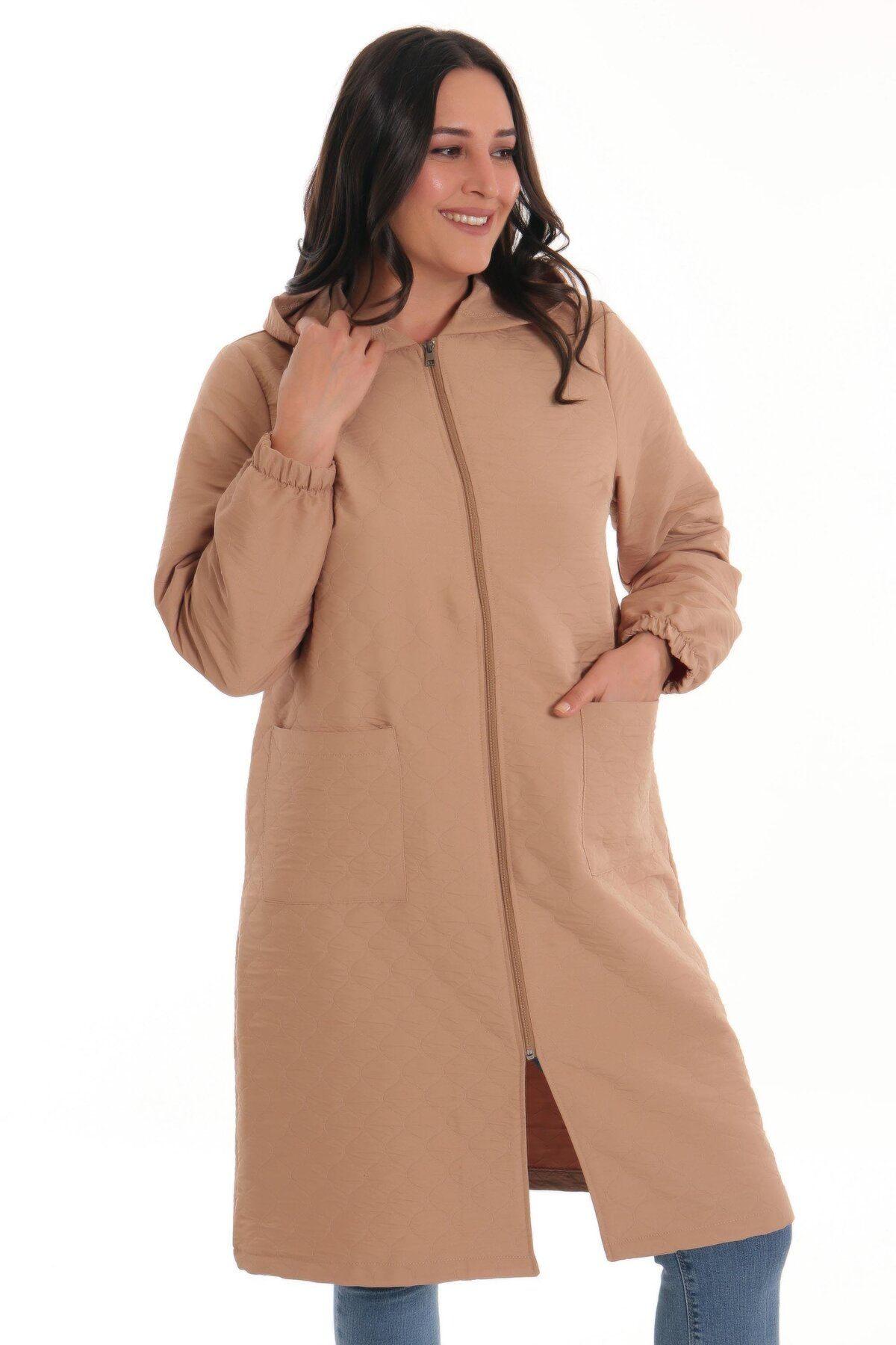 Metpoint-Trend42plus Plus Size Onion Pattern Zippered Beige Cap 4