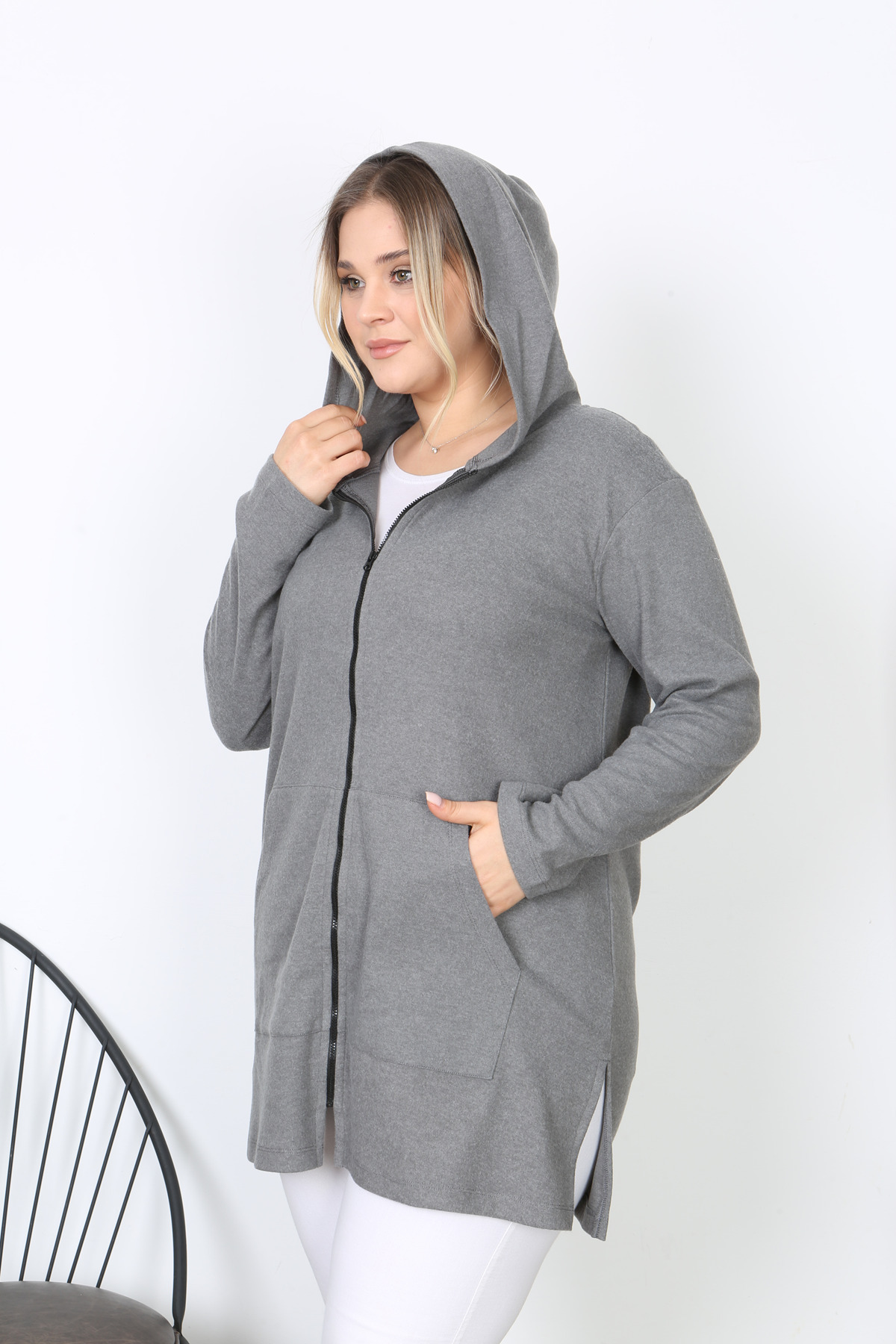 Avones-Plus Size Soft Quality Tunic with Pockets and Zipper 3