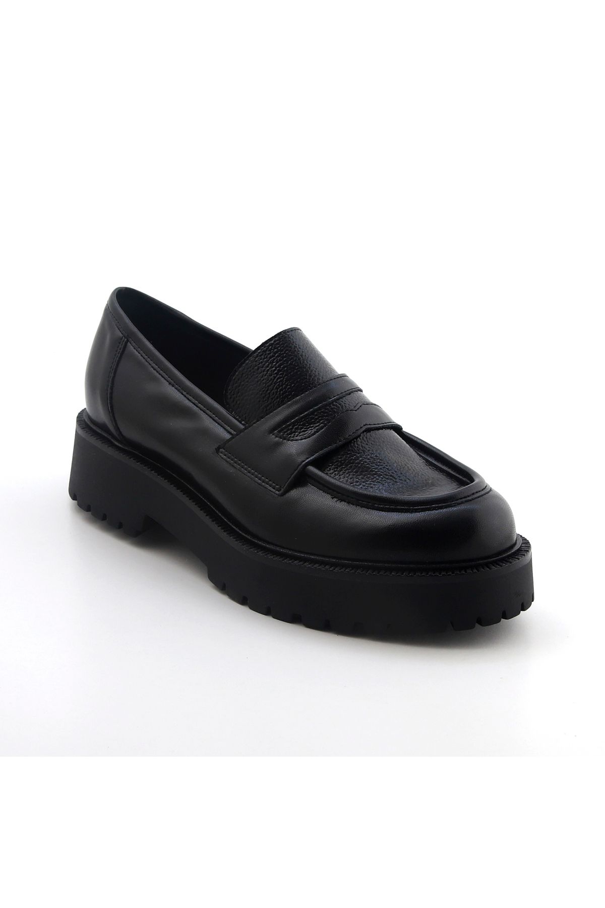 COMART Kadın / Kız Oxford ( Klasik) 1M5495RY Comart 5495 Vitello RY Nero