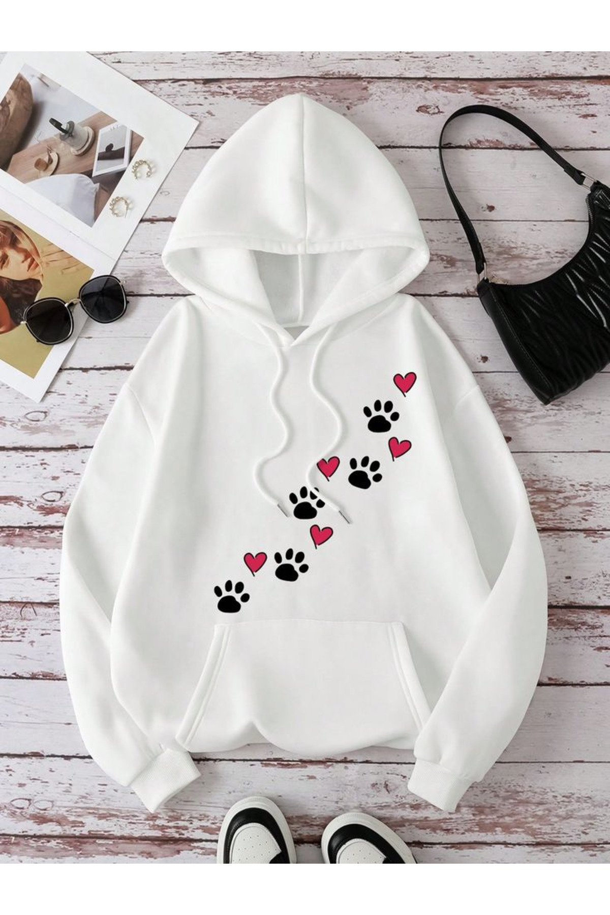 هودي بطبعة أيدي الحيوانات الأليفة