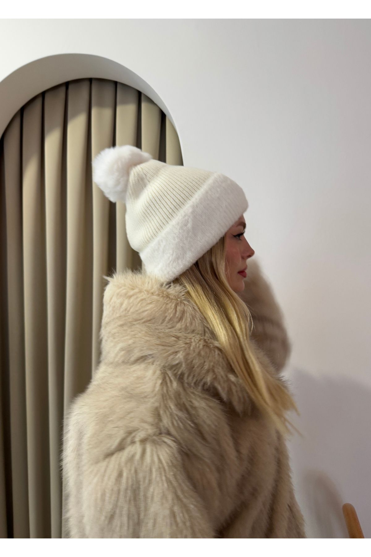 POMPOM BEANIE پردار KİLİGİSTANBUL