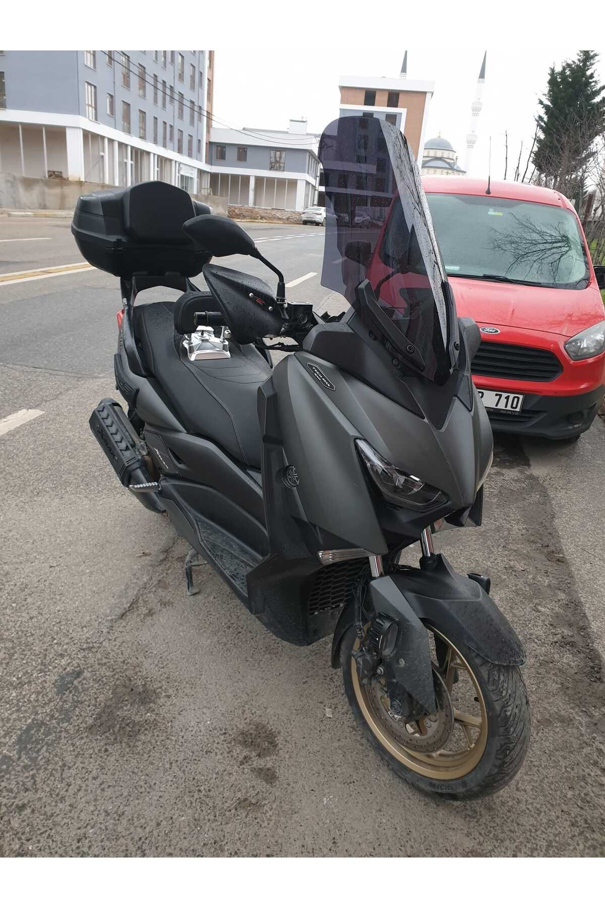 Yamaha Xmax 250 Siperlik Ön Cam 2018 2022 Model 65cm Siyah Renkli 4mm ORTA BOYLU CAM