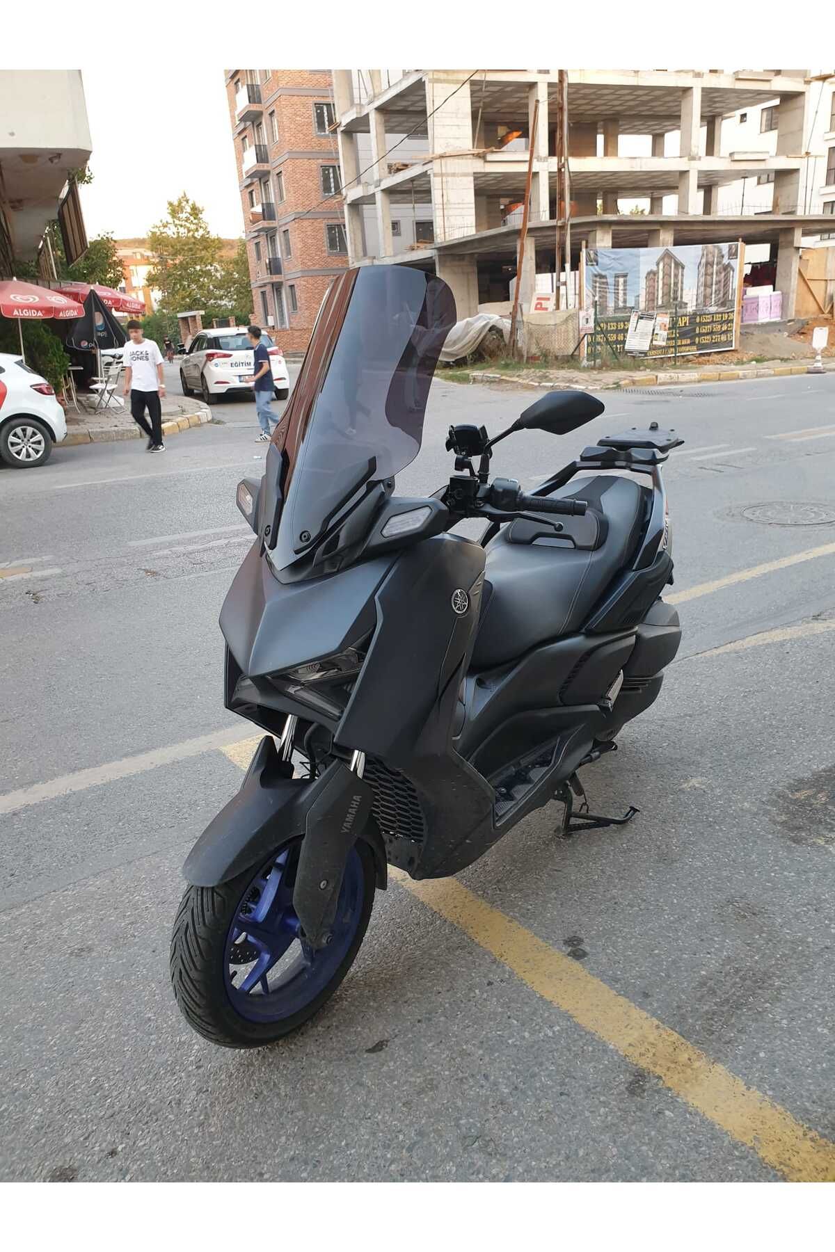 Yamaha Xmax 250 Siperlik Ön Cam 2023-2025 Model 65cm Füme Renkli 4mm ORTA BOYLU CAM