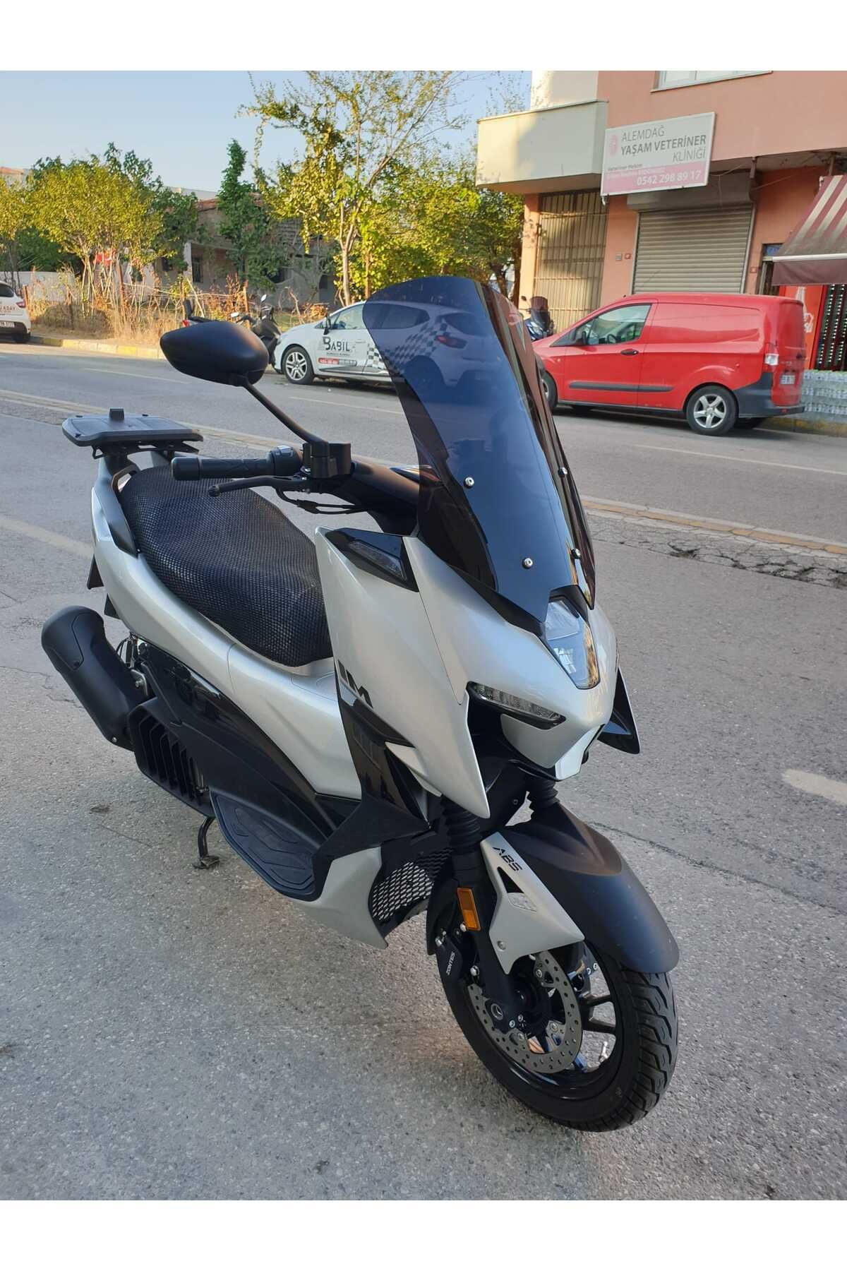 Zontes ZT 125 Siperlik Ön Cam 2025 Model 55cm Siyah Renkli 4mm