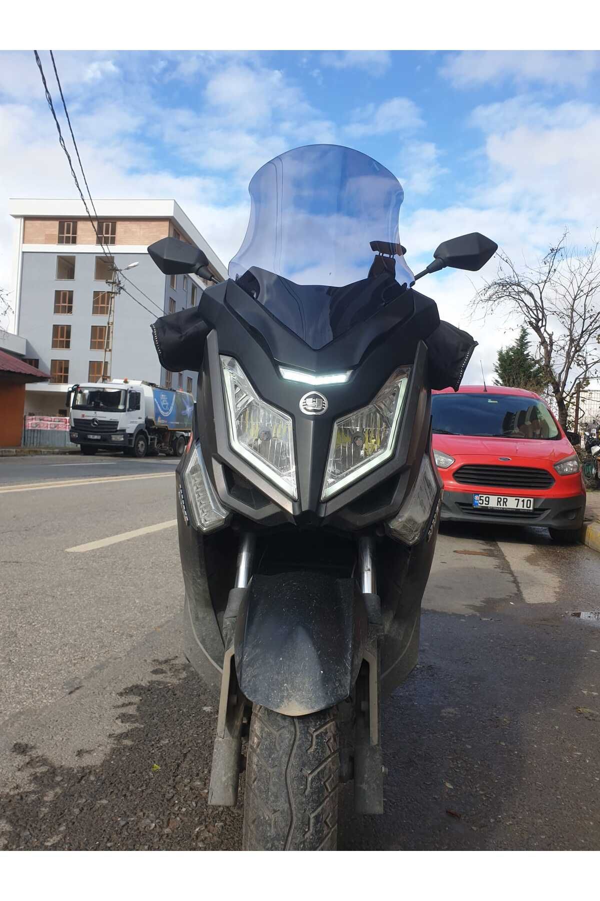 Yuki T9 strom 125 Ön Cam 2021-2025 Model 62cm Füme Renkli 4mm