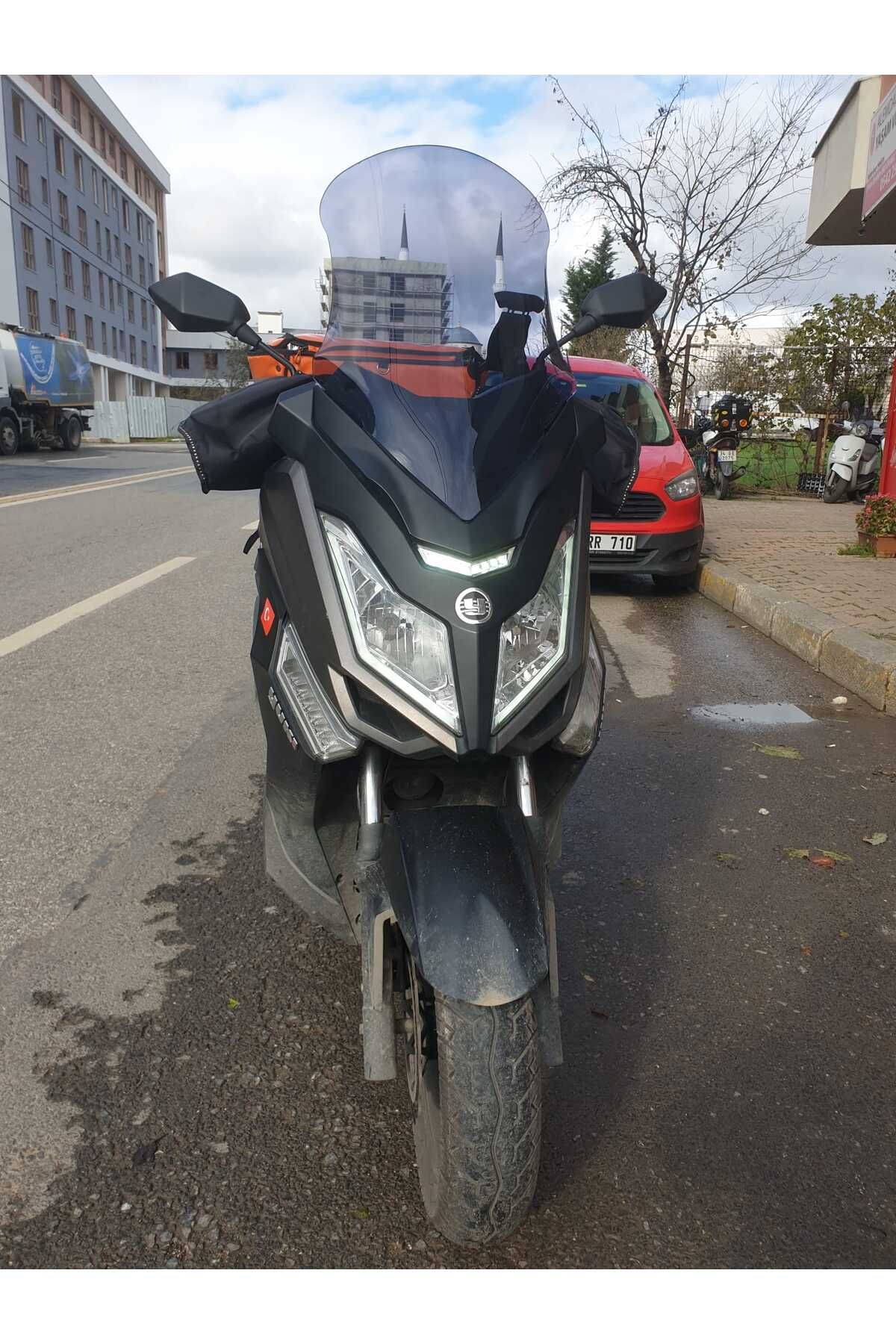 Yuki T9 strom 125 Ön Cam 2021-2025 Model 62cm Füme Renkli 4mm
