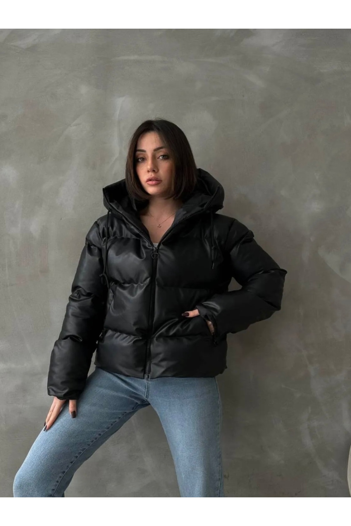 Ekim Store Siyah Kapüşonlu Şişme Deri Mont görsel 5