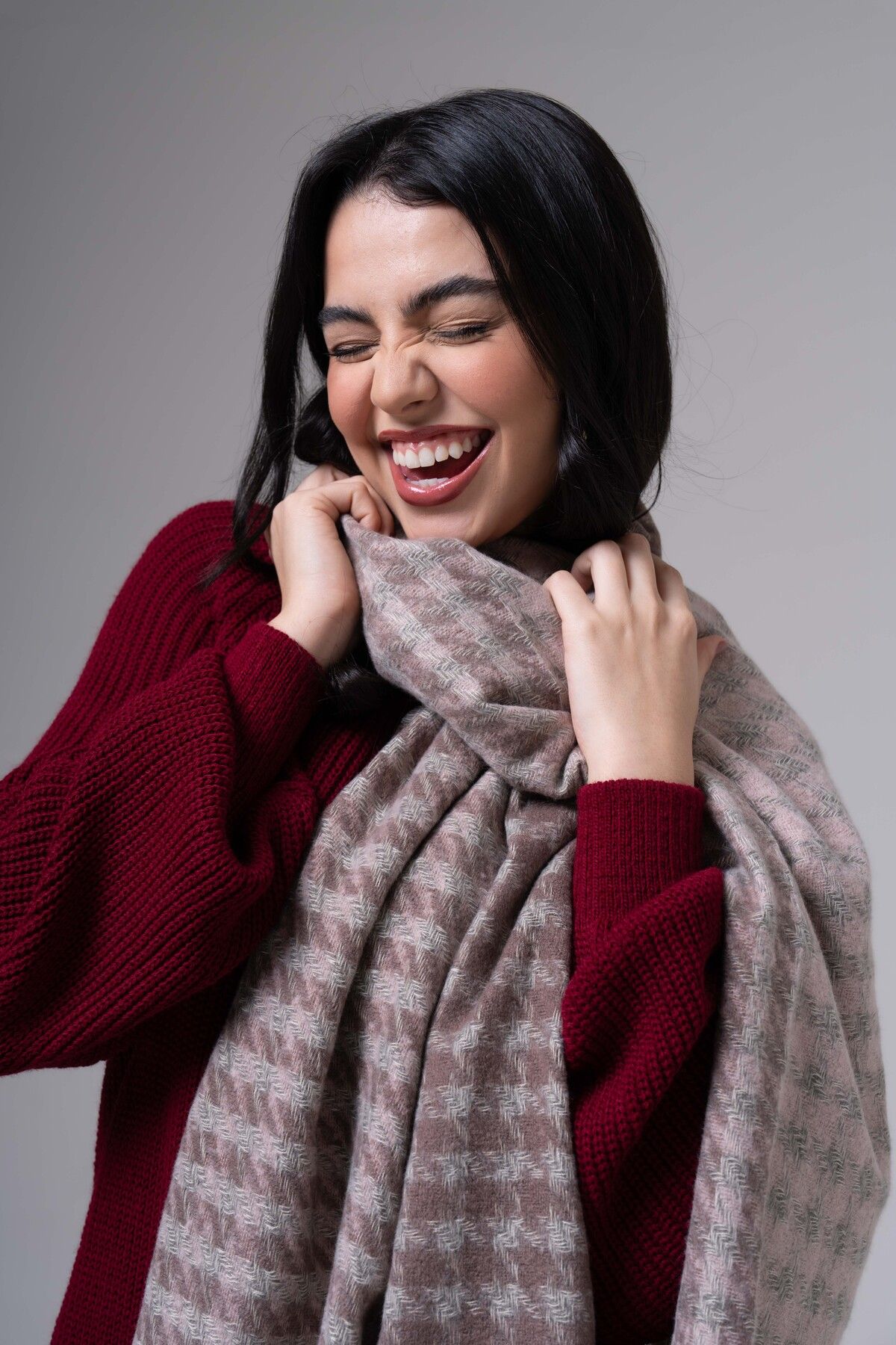 SOFT AKSESUAR-Roy Gradient Pattern Wool Blended Scarf 2