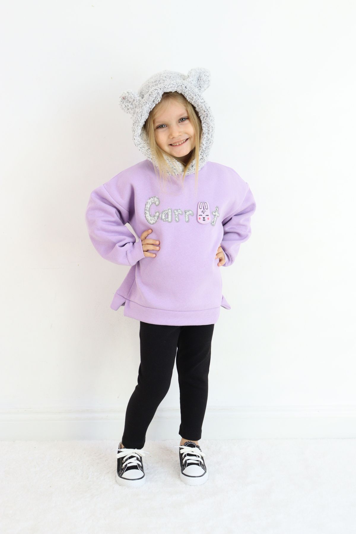 Pijamella Hanorac Oversize Brodat Caretta Și Jambiere Din Lycra Pentru Fete - Set De 2 Femeie - 4 years old