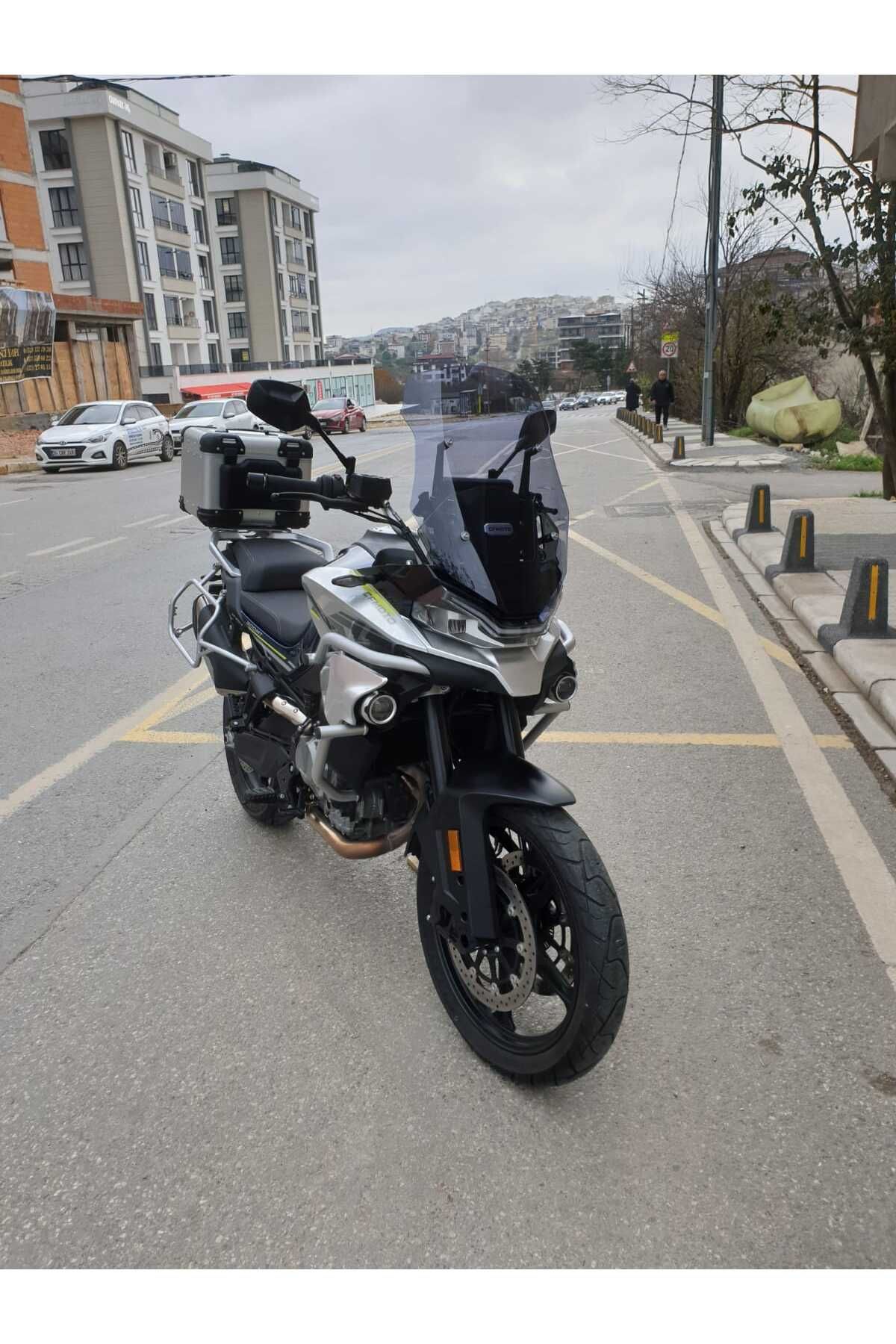CF MOTO 800 MT Siperlik Ön Cam 2022-2025 Model 57cm Füme Renkli 4mm UZUN CAM