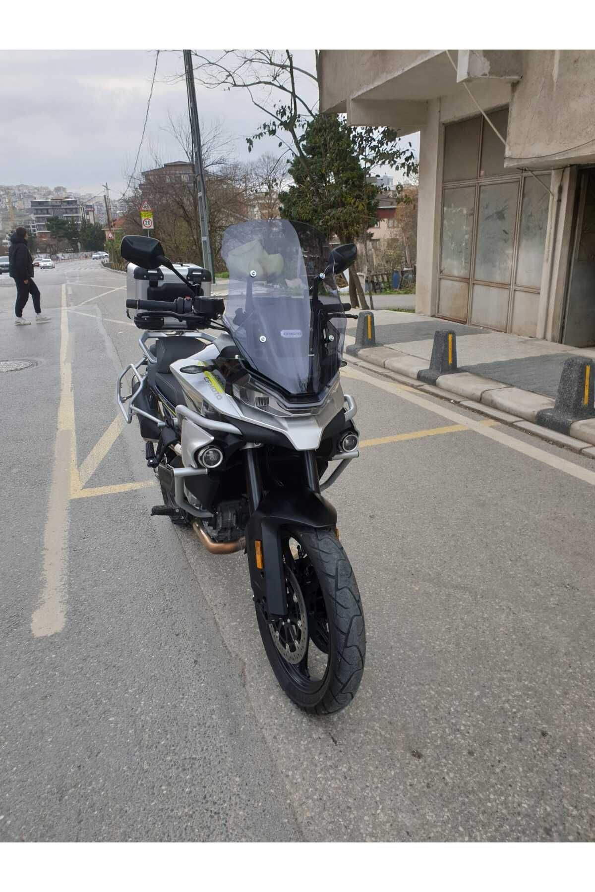 CF MOTO 800 MT Siperlik Ön Cam 2022-2025 Model 57cm Füme Renkli 4mm UZUN CAM