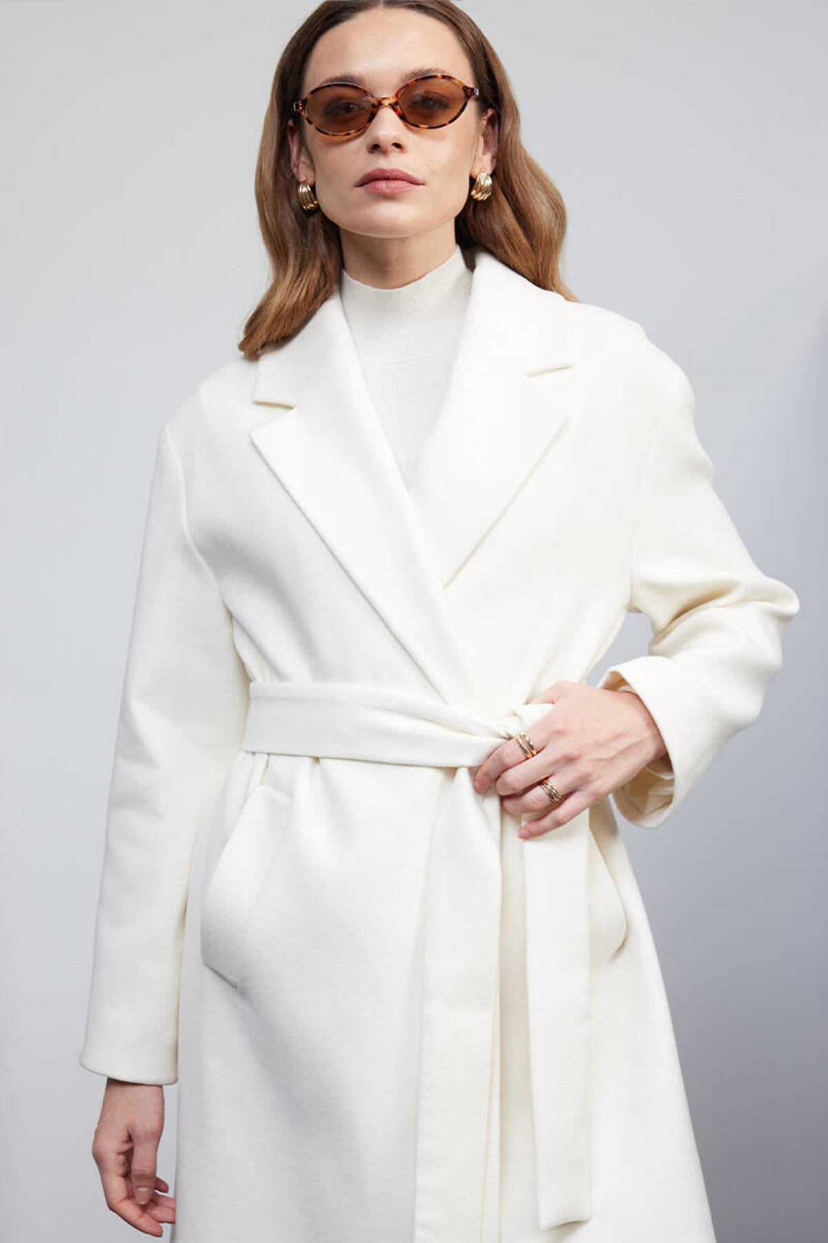 BE BLUE-Ecru Double Button Classic Coat 3