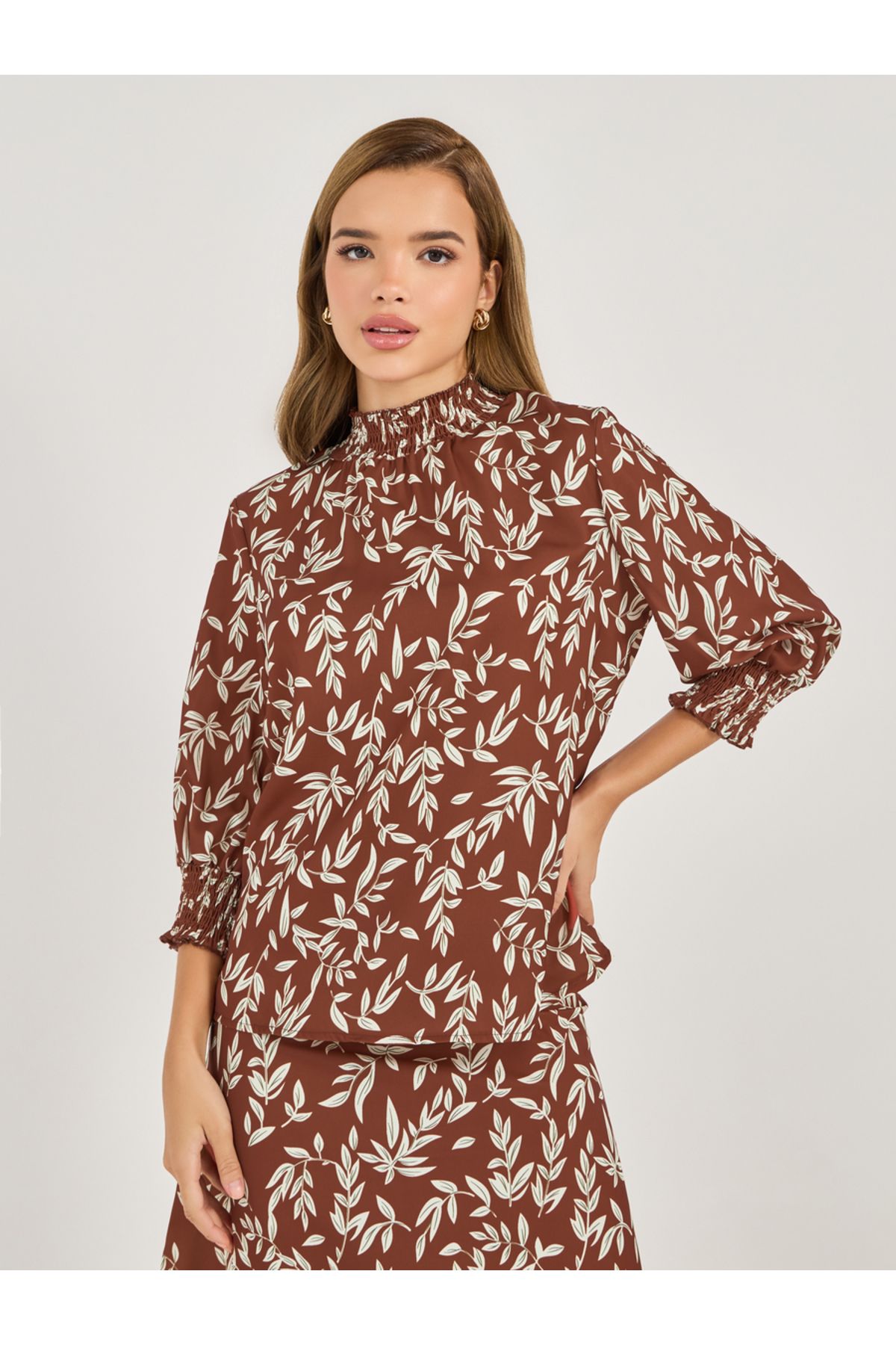 Styli-Floral Print High Neck Blouse 3