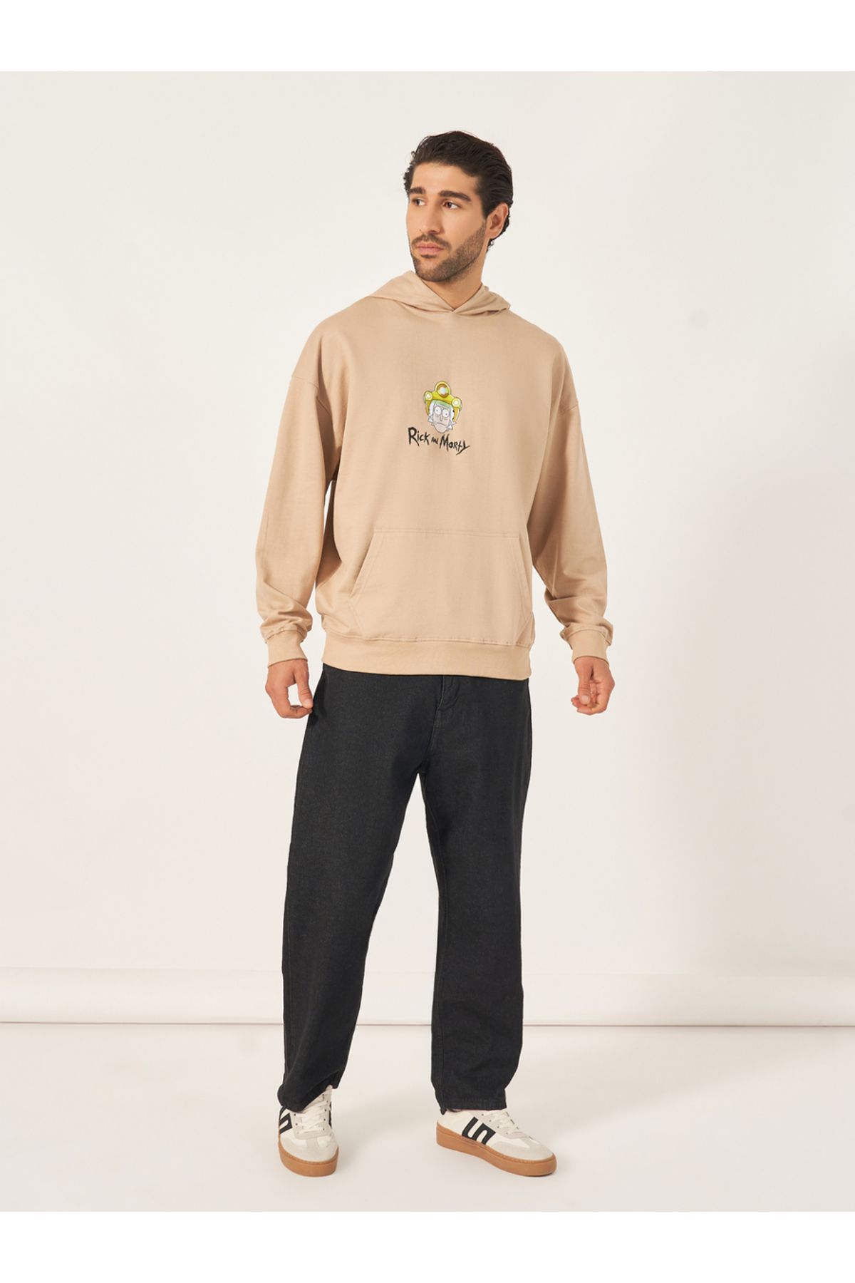 Styli-Rick & Morty Character Print Oversized Hoodie 2