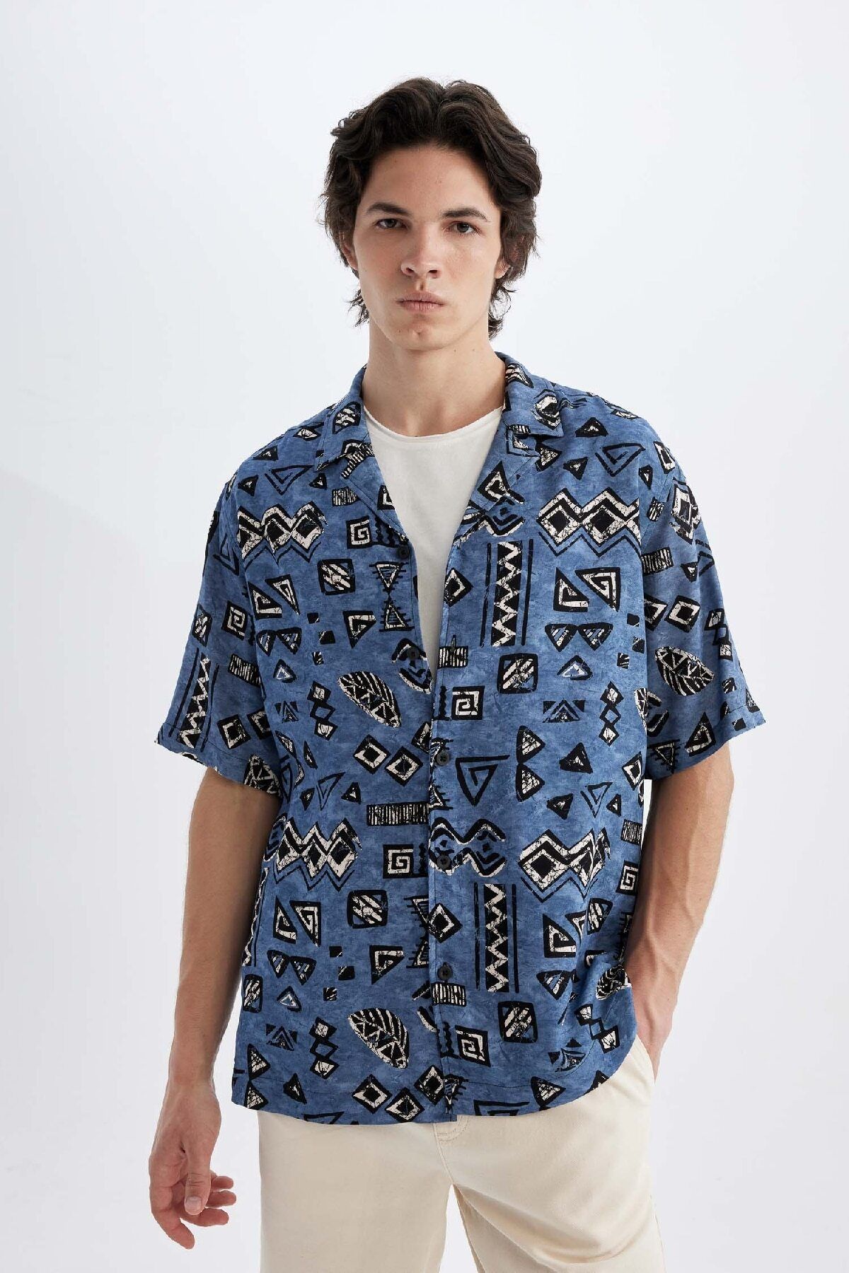 DeFacto-Viscose Patterned Apache Collar Regular Fit Short Sleeve Shirt - C7688Ax24Sm 3