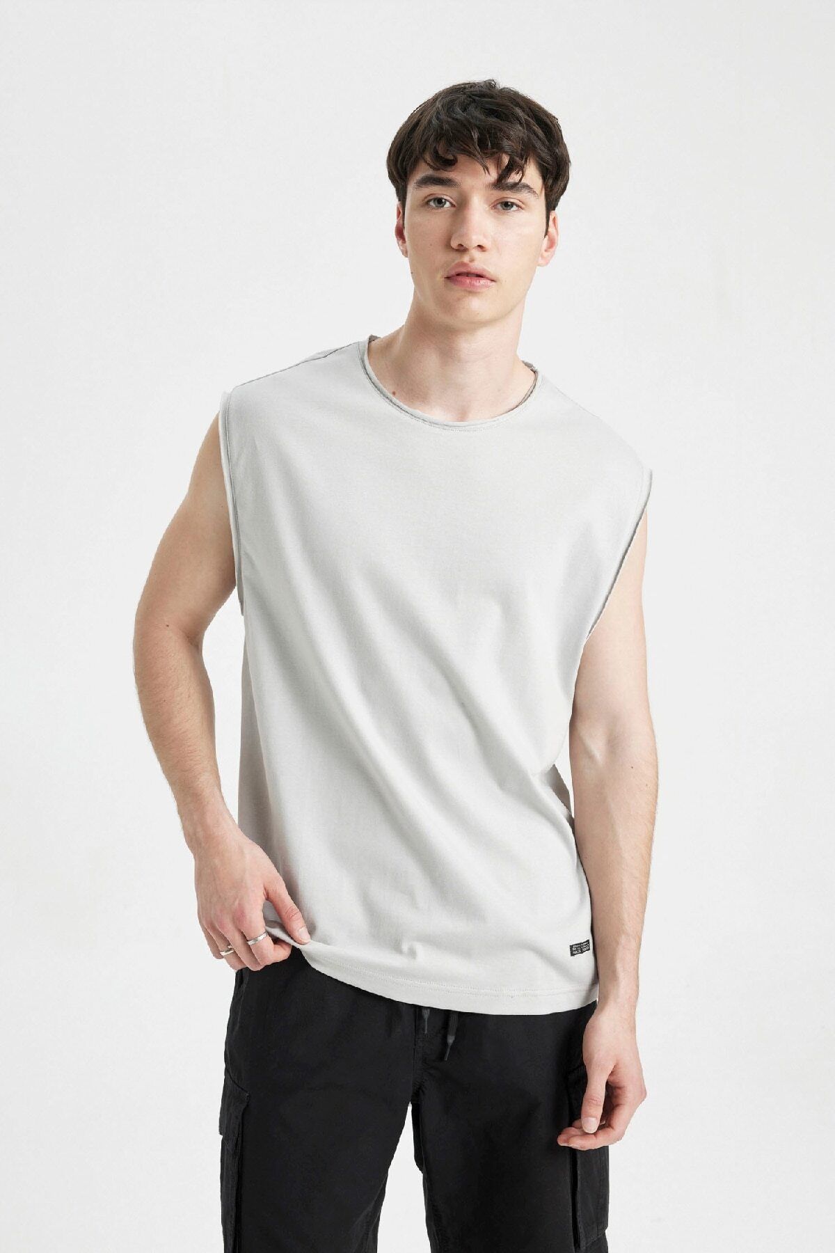 DeFacto-Boxy Fit Crew Neck Basic Απλό εσώρουχο C7205ax24hs 3