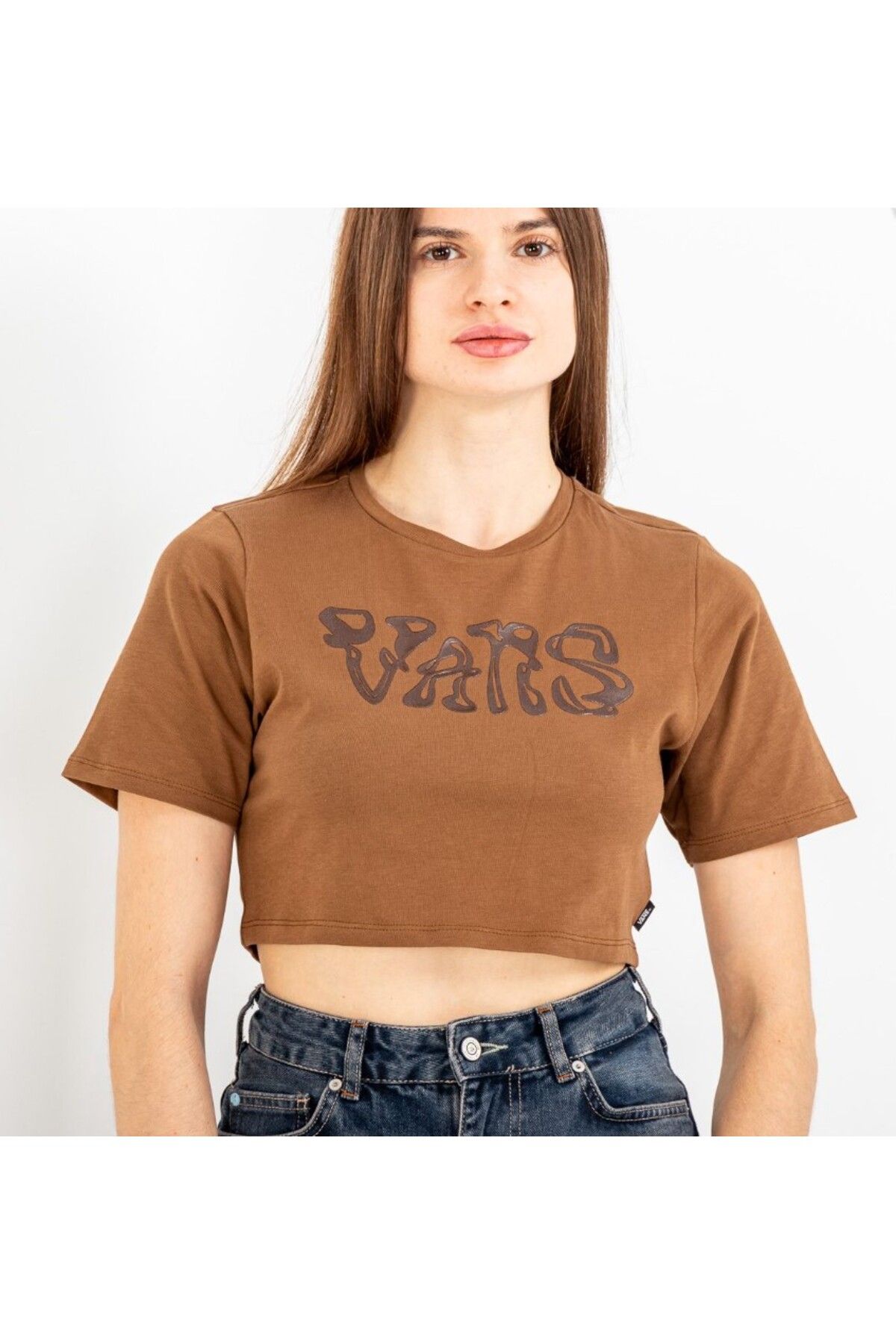 Vans-Crew Crop Ii - Comfortable Cutting Display 3
