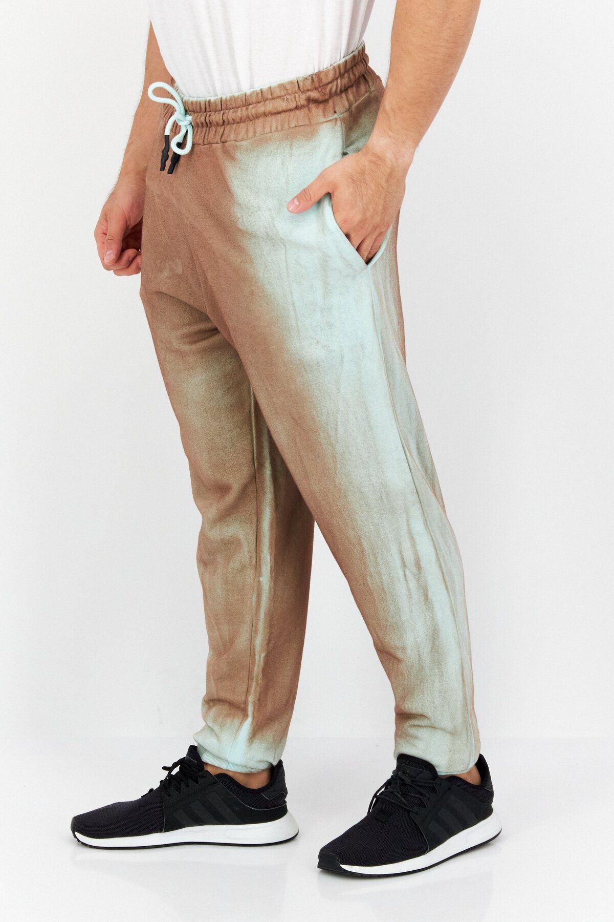 Eleven Paris-Men Regular Fit Spray Paint Jogger Pants, Brow 2
