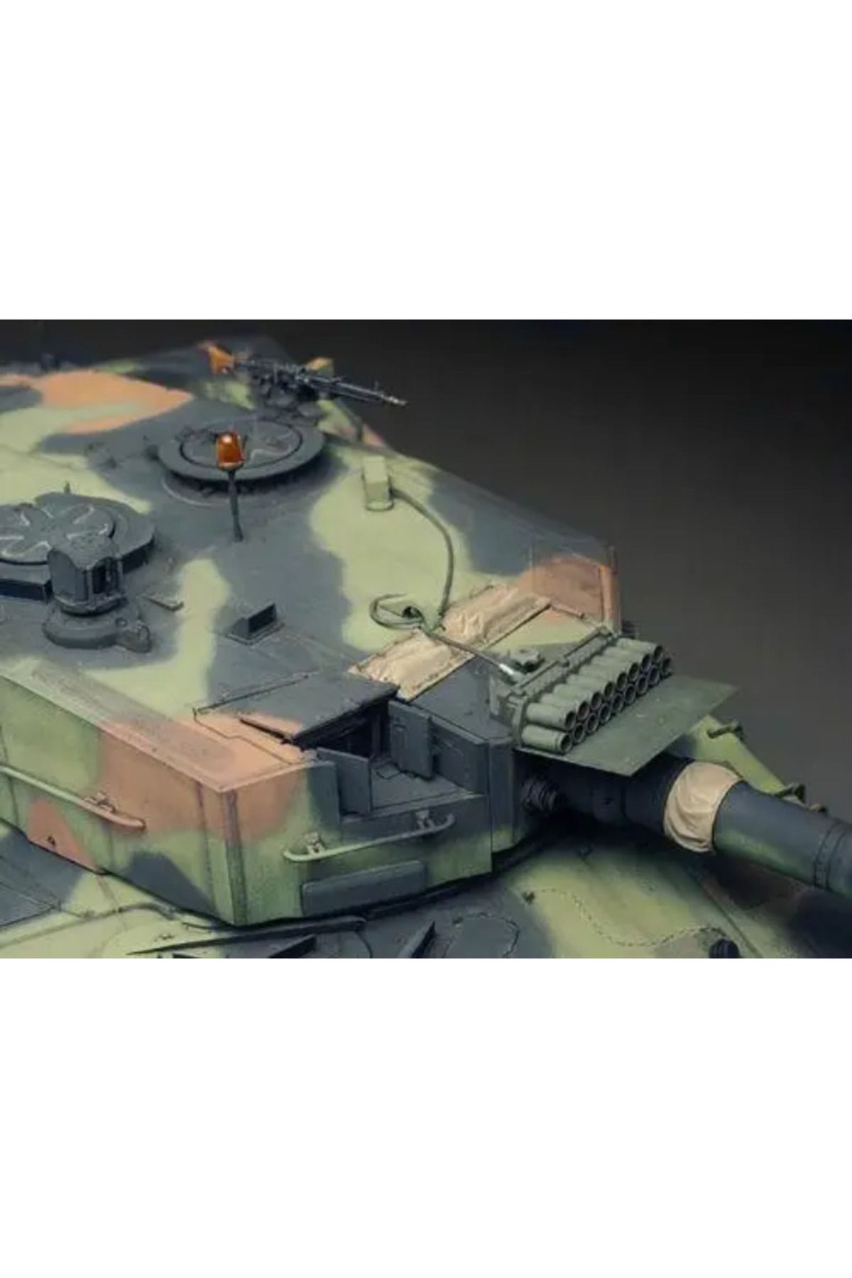 Choice-Meng TS-016 1/35 Scale German Main Battle Tank Leopard2 A4 Assembly Plastic Model Kit 5