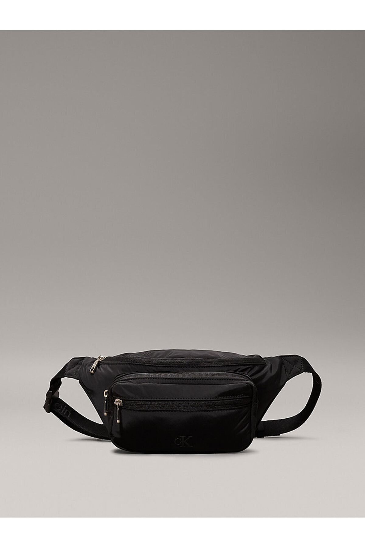 کلوین کلاین کیف کمری با بند کشی روی هم، نیویورک