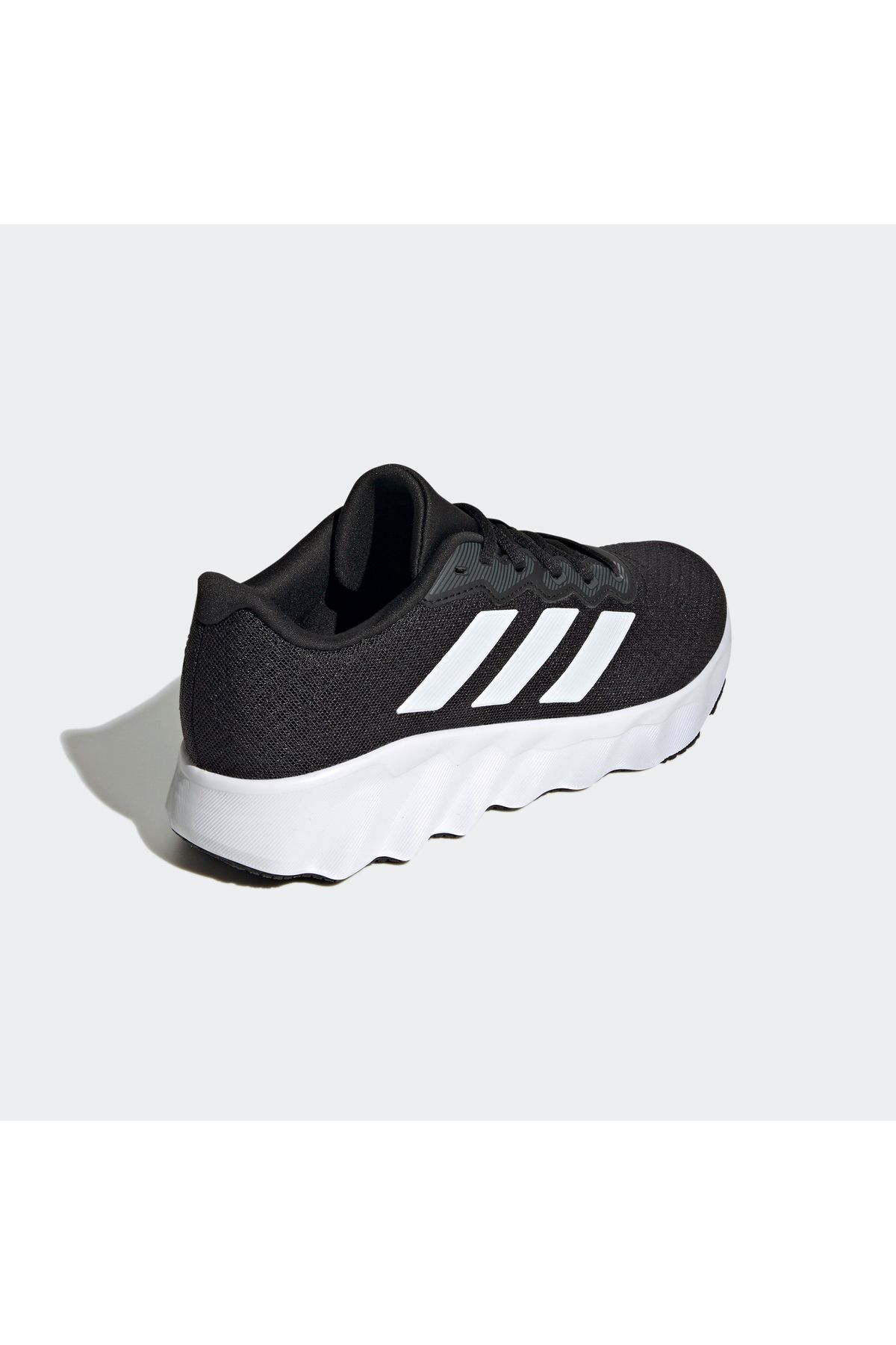 کفش دو و تمرین مشکی زنانه id5258 حرکت w اورجینال adidas