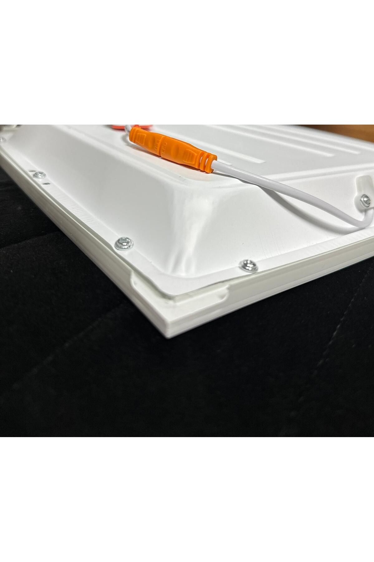Cata-25 Watt White Light Cata Armature - 30X30 Clip Led Panel 3