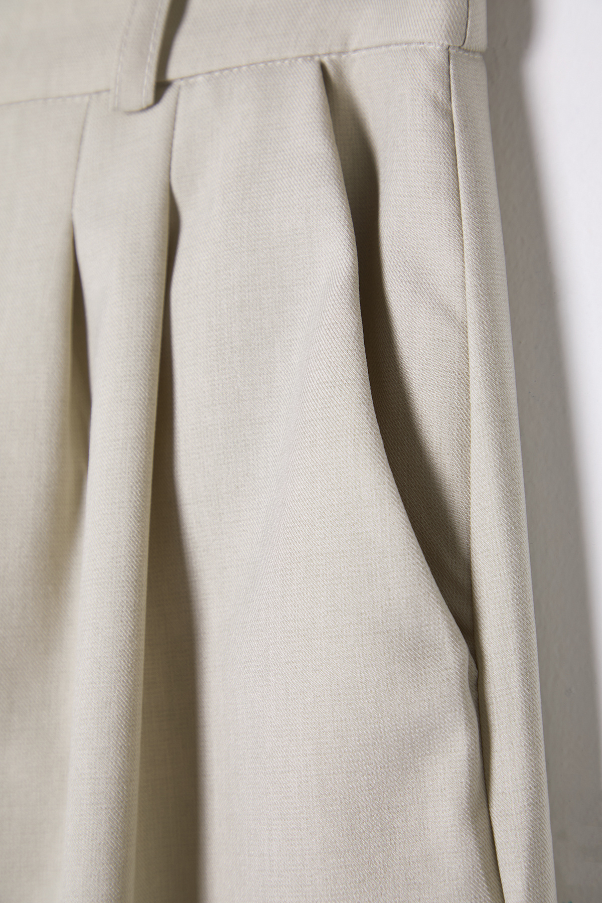 Trendyol Collection-Beige Wide Leg Pleated Woven Trousers 7