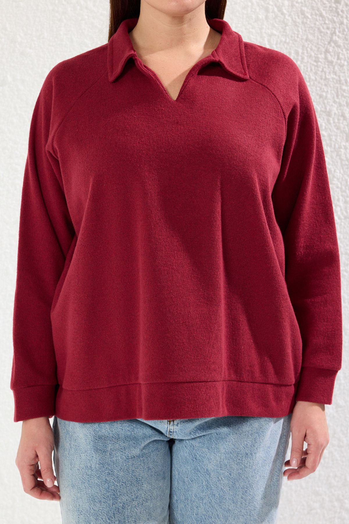 Trendyol Curve-Vínová oversize/široký střih Thessaloniki Polo Neck Pletená mikina větší velikosti Tbbaw25Ao00043 3