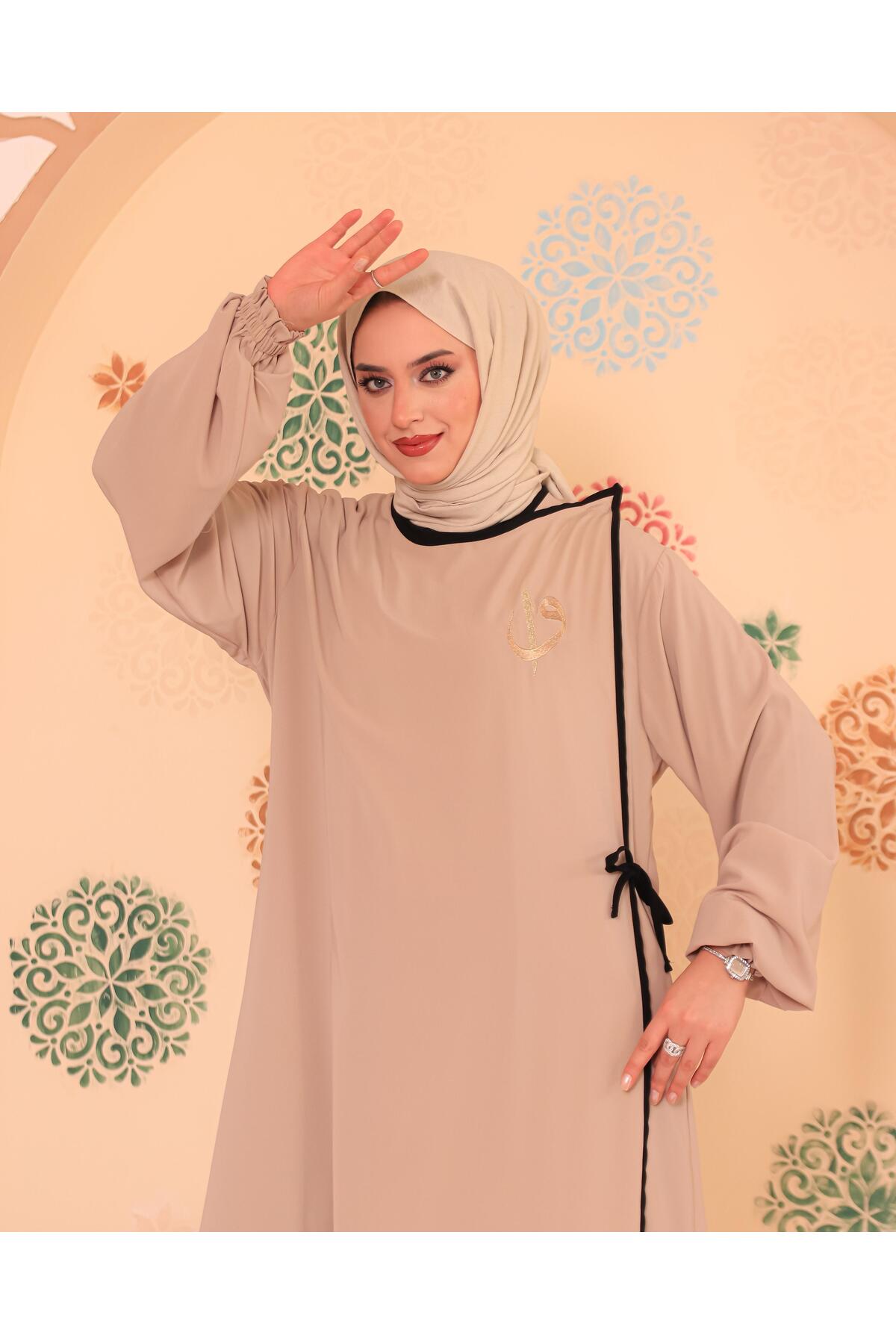 Elif VAV Embroidered Snap Fastener Abaya Beige
