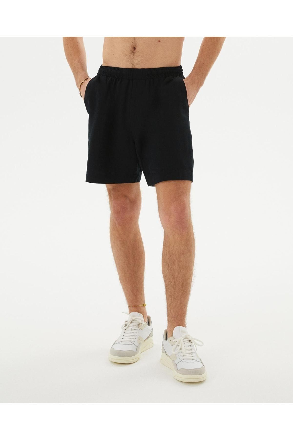 Ayma Active-Black Pocketed Elastic Waist Lace-up Yoga Shorts 1