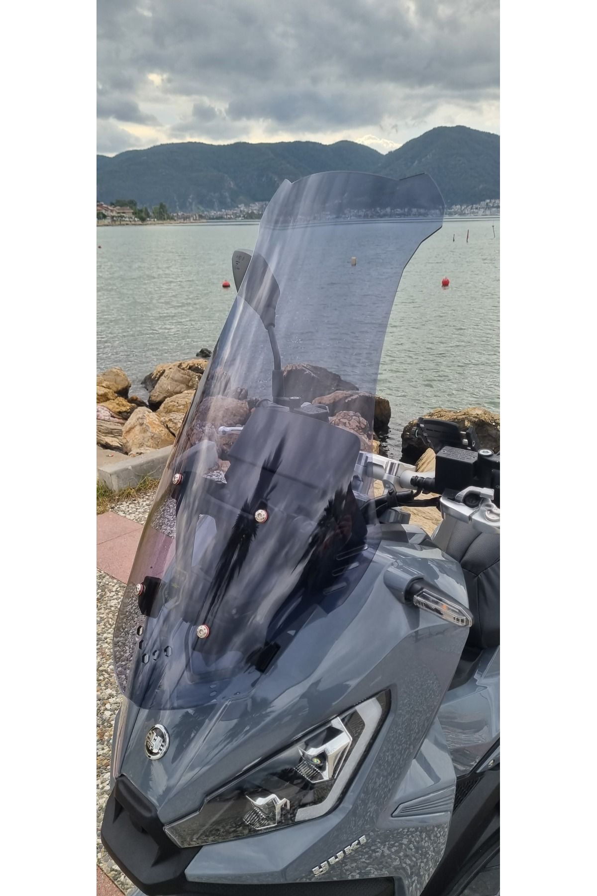 Yuki Xway 125 Siperlik Ön Cam 2023-2025 Model 75cm Füme Renkli 4mm UZUN CAM
