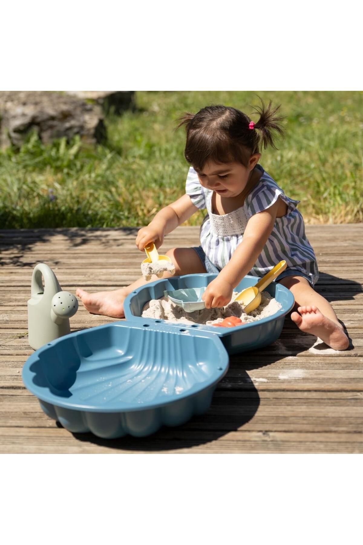 Smoby-Seashell Play Pool Watering Can - with Rake, Shovel and 2 Play Molds 850210 4