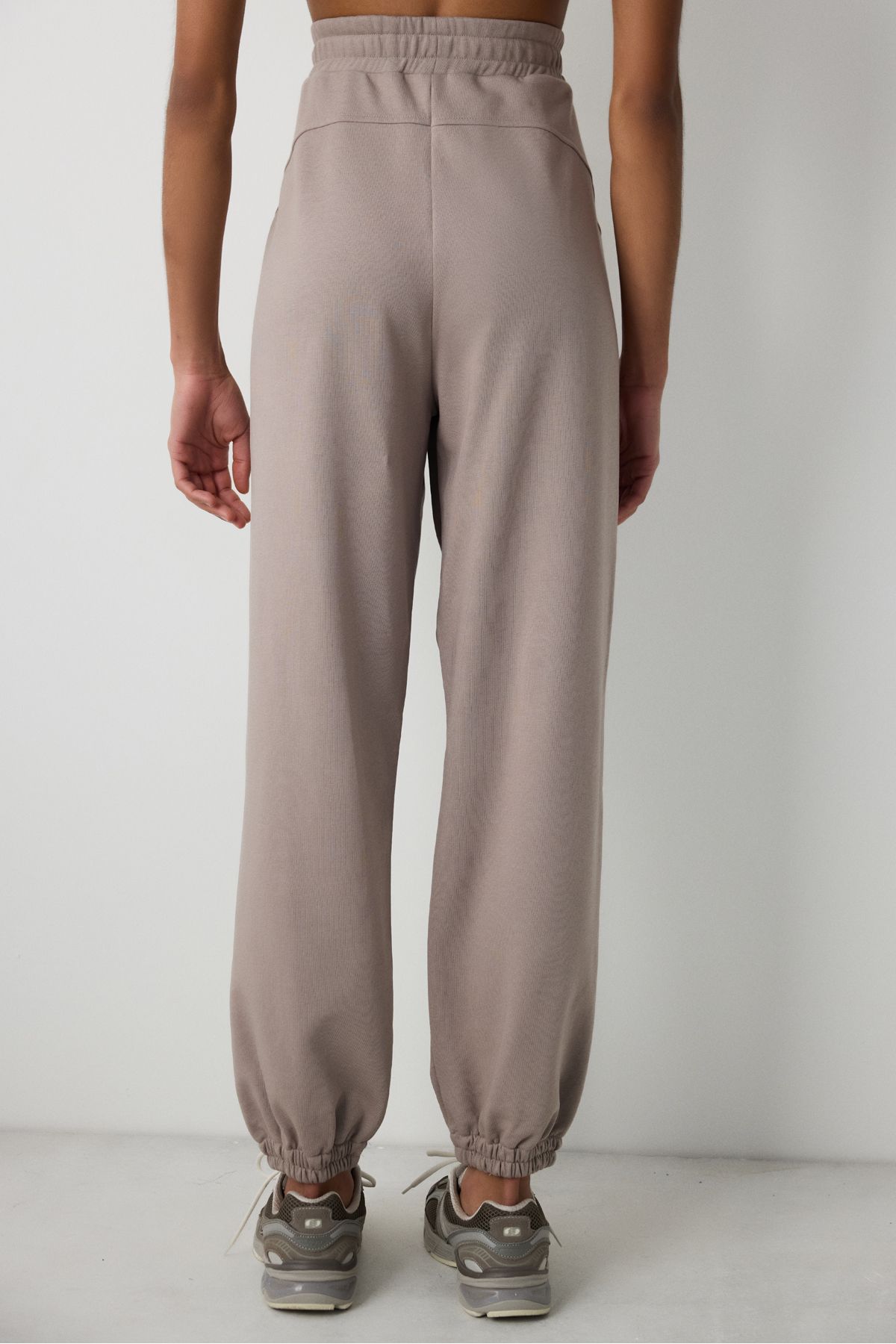 Penti-Norek barvy Curvy Stitch Jogger 3