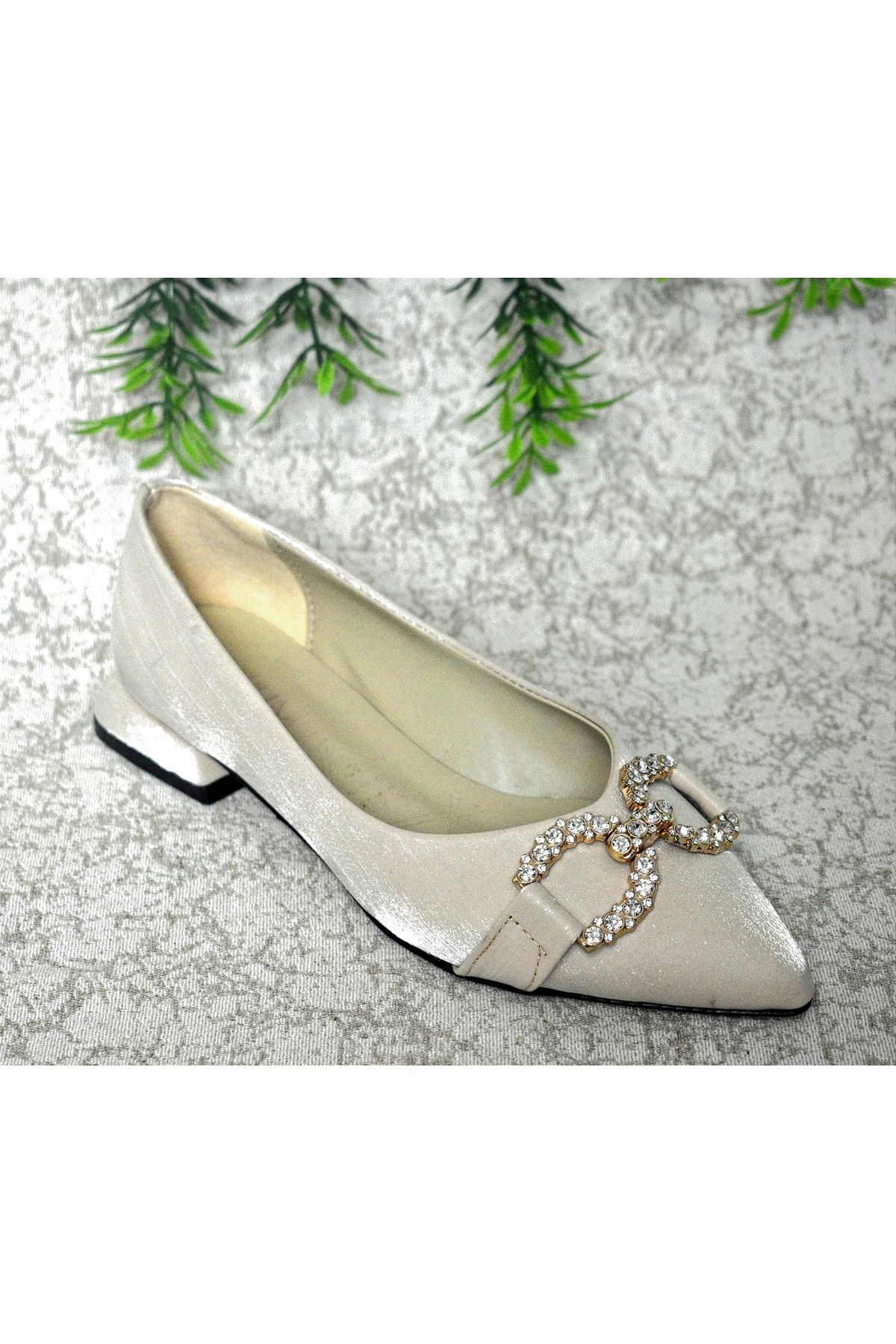 Hanedan-Satin Large Stone Buckle Low Thick Heeled Daily Satin Ballerina Shoes 1