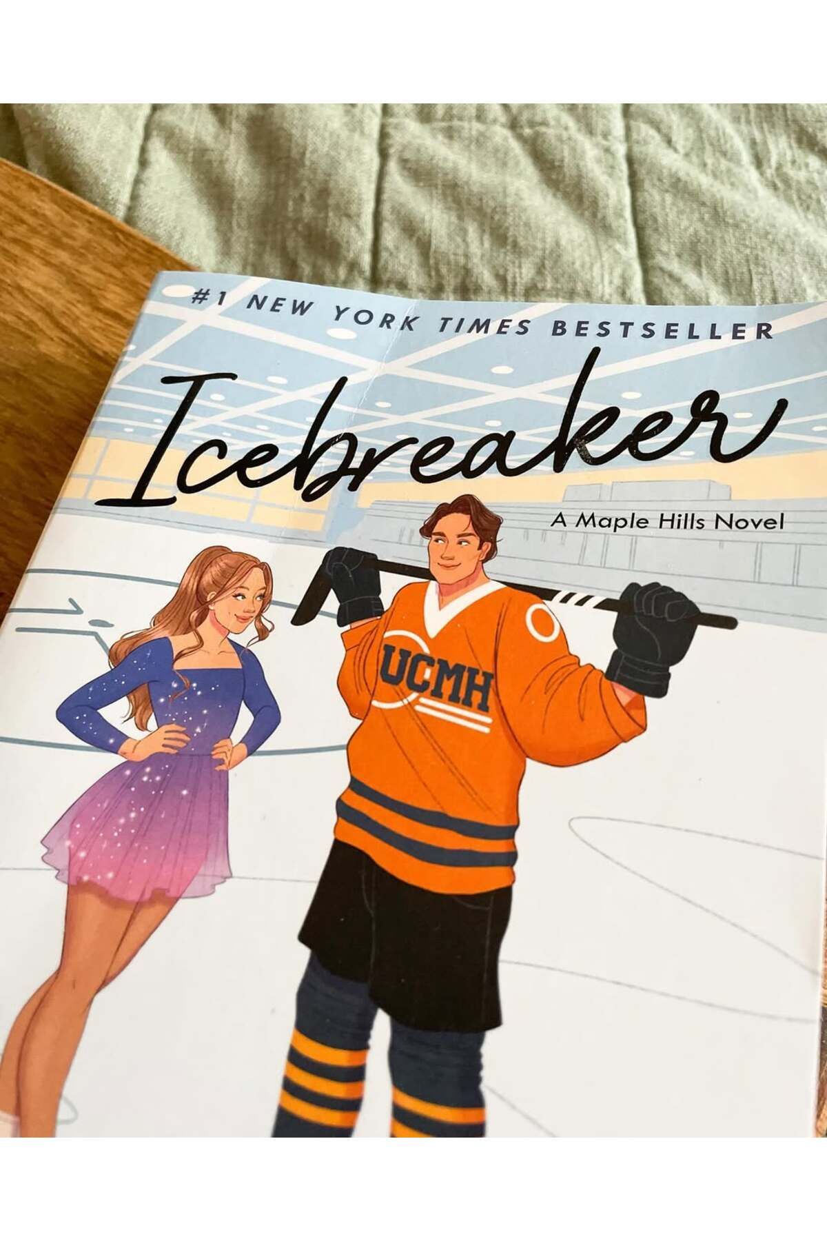 Penguin Books-Icebreaker: a Novel - 1 (the Maple Hills Series) English Printed 6