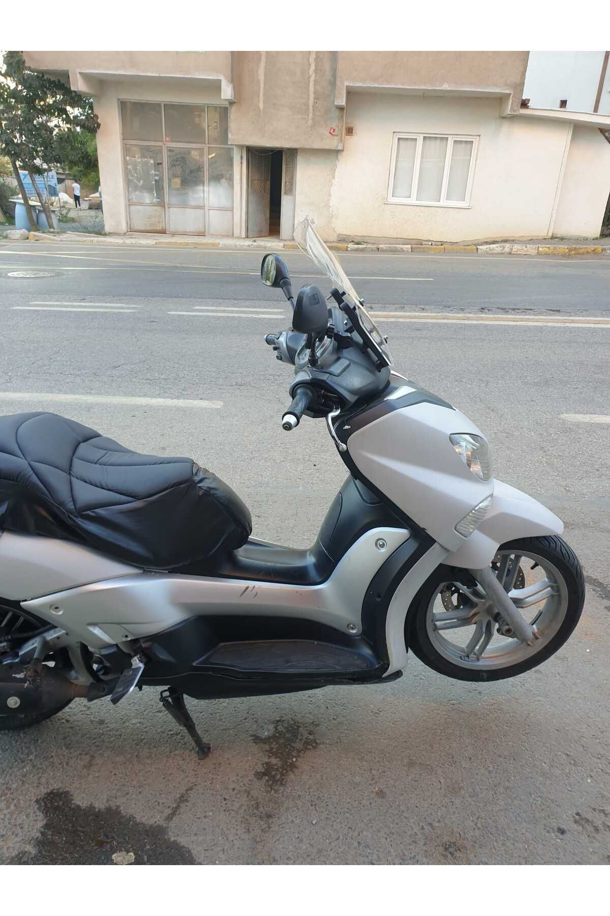 Yamaha Xcity 250 Siperlik Ön Cam 2007 2017 Model 40cm Şeffaf Renkli 4mm