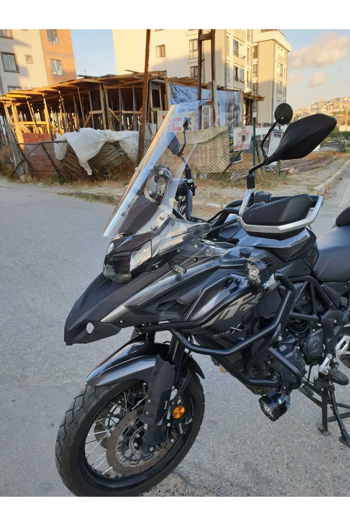 Benelli TRK 502 X Siperlik Ön Cam 2017-2025 Model 54cm Şeffaf Renkli 4mm UZUN CAM